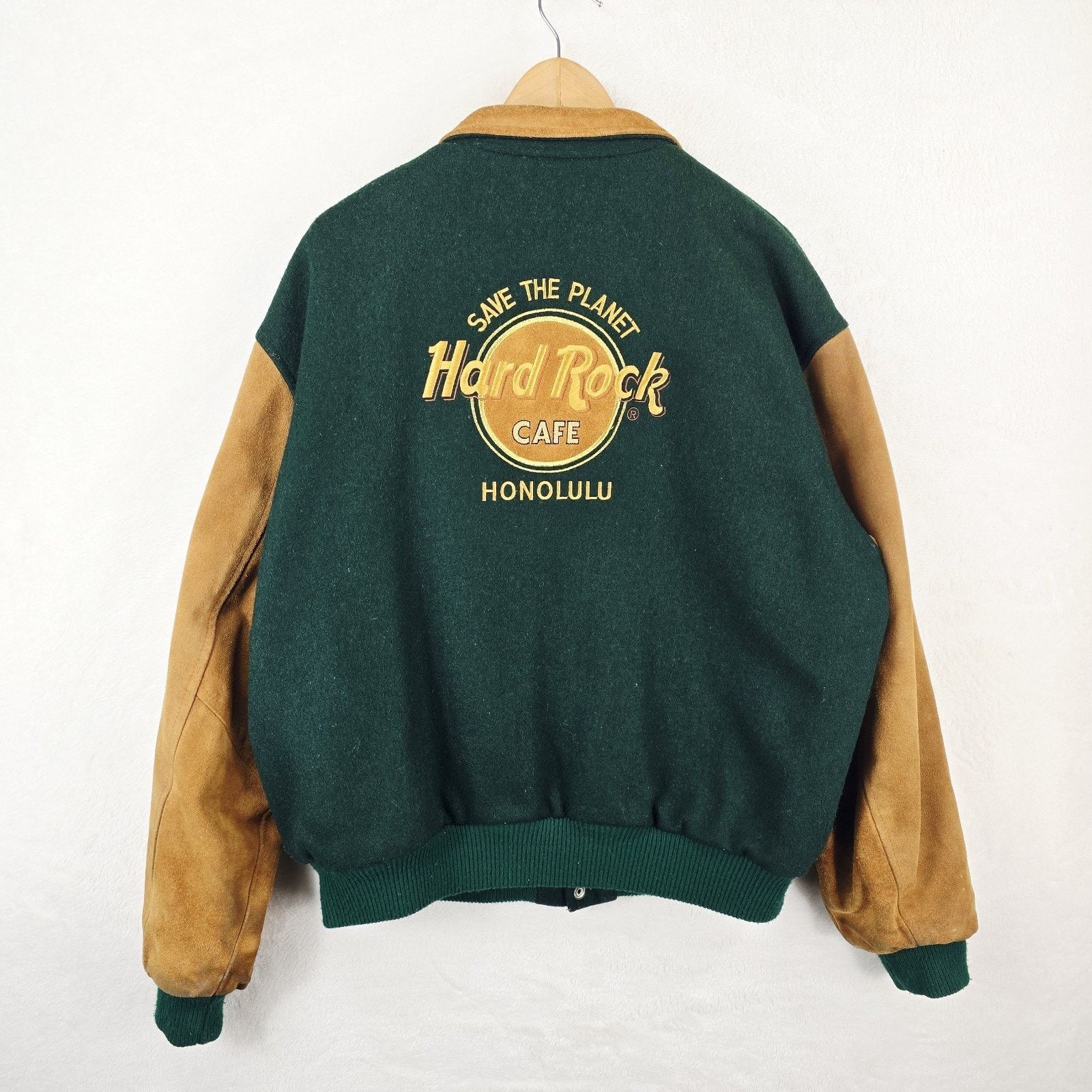 Hard Rock Cafe Vintage Hard Rock Cafe Honolulu Bomber Jacket XL Wool Size US XL / EU 56 / 4 - 13 Thumbnail
