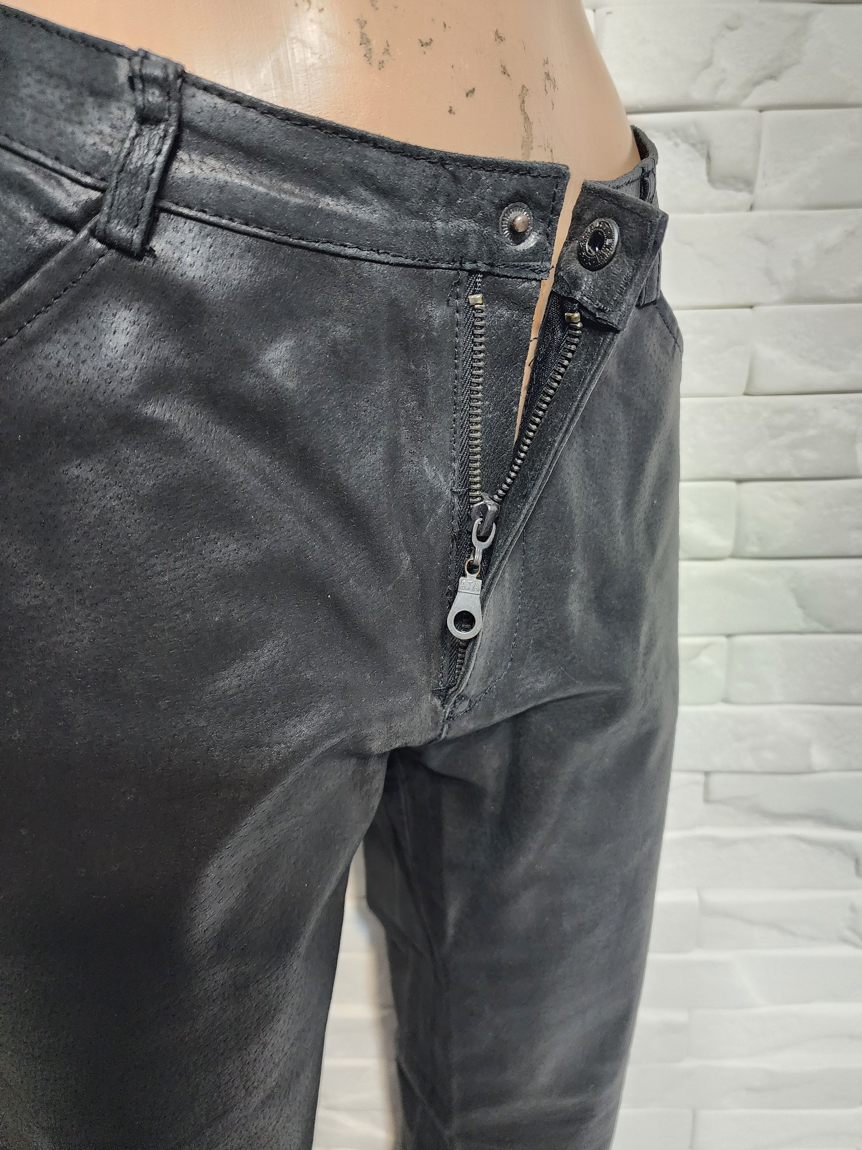 Uniqlo Leather Black Pants Mens - Denim Style - 32" Waist Size US 32 / EU 48 - 4 Thumbnail