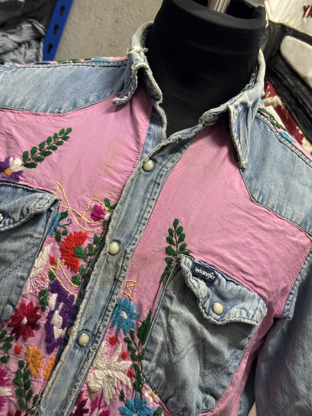 Vintage × Wrangler VINTAGE 80’S REMADE BY RE DENIM WRANGLER SHIRT Size US M / EU 48-50 / 2 - 2 Thumbnail