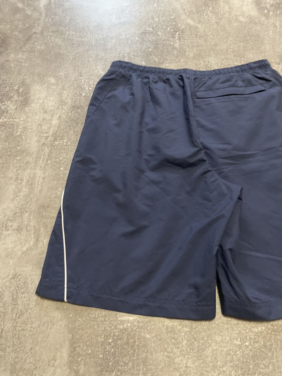Nike Vintage Nike Nylon Shorts Swoosh Logo Y2K Size M Size US 32 / EU 48 - 12 Thumbnail