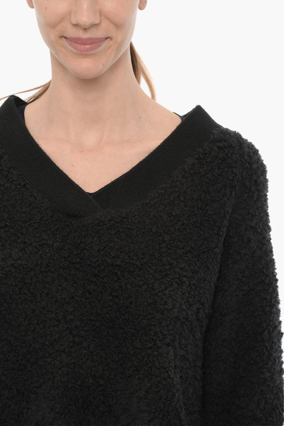 Ugg og1mm0824 Solid Color Deeann Fluffy Sweater in Black Size S / US 4 / IT 40 - 3 Thumbnail