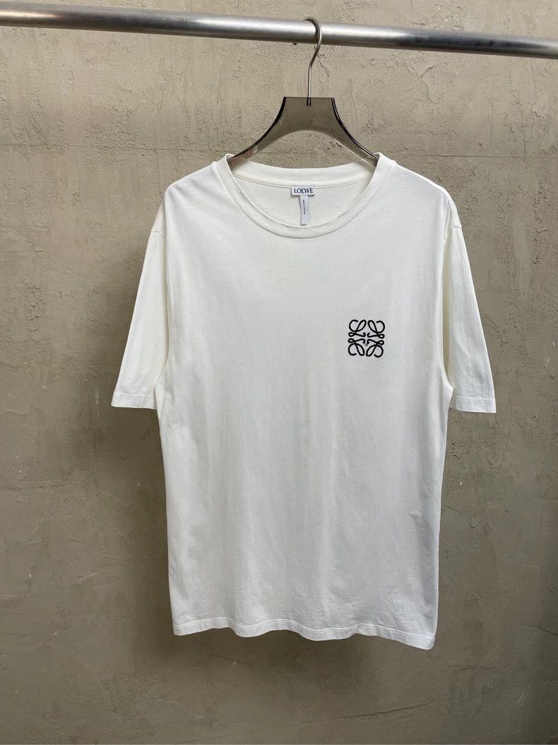 Loewe loewe White embroidered small logo short sleeve 2506-Nextar Size US S / EU 44-46 / 1 - 1 Thumbnail