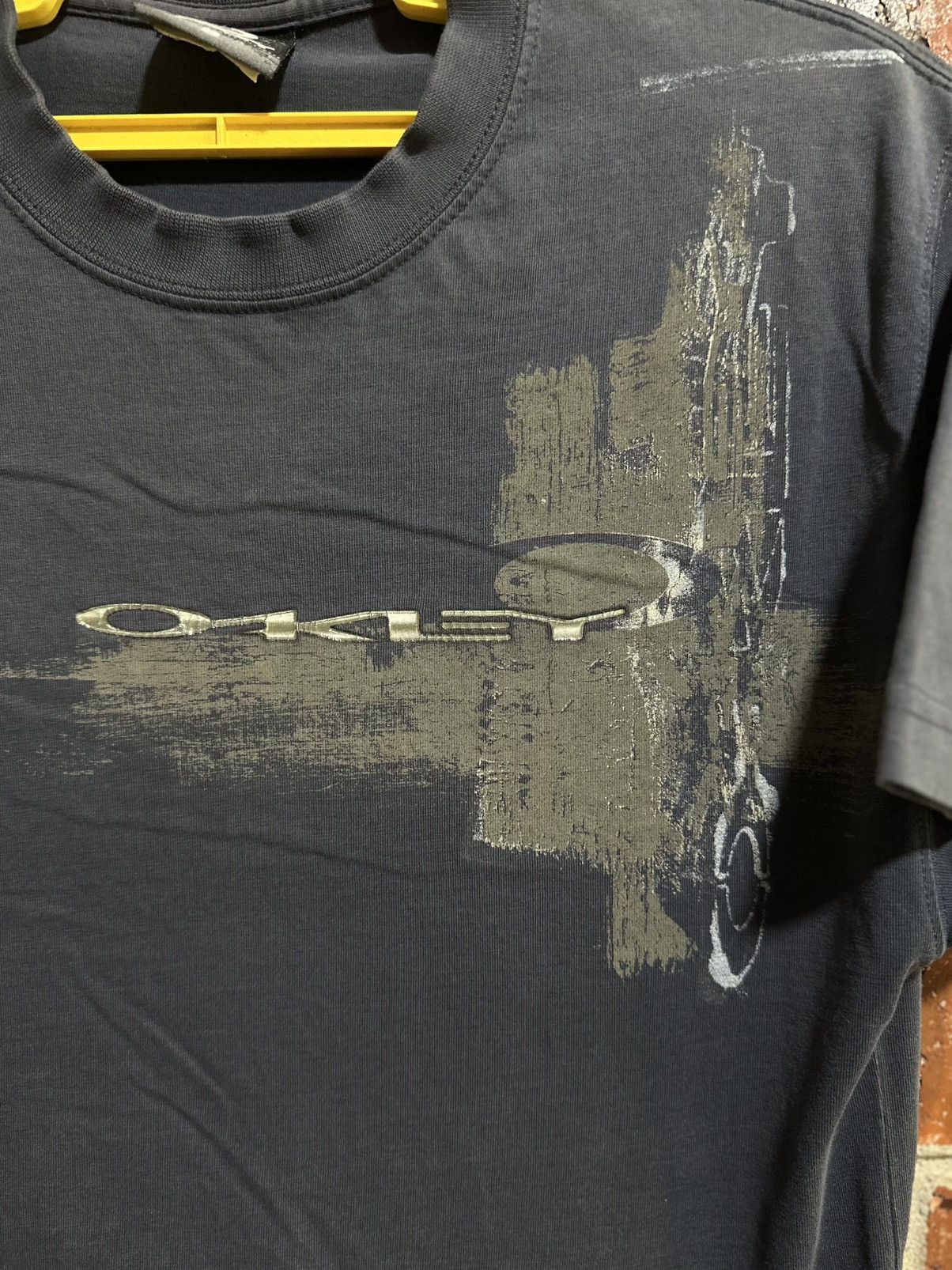 Oakley × Vintage Vintage Oakley Sun Faded Tee Size US S / EU 44-46 / 1 - 2 Thumbnail