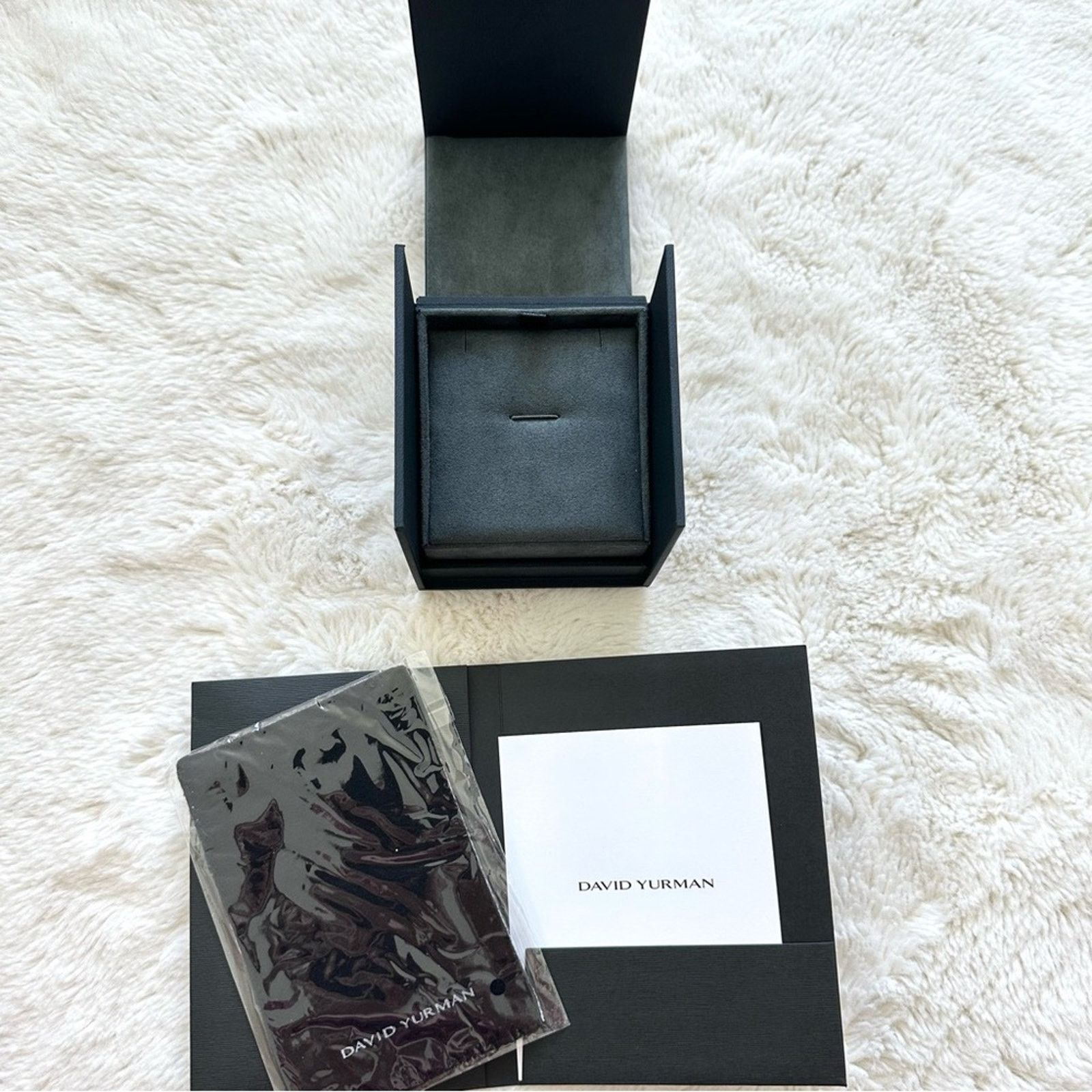 David Yurman -NEW!!! David Yurman jewelry box for necklace or pendant Size ONE SIZE - 1 Thumbnail