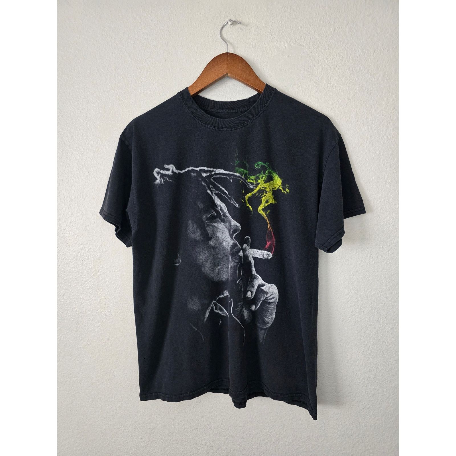 Other Bob Marley M Black One Love Rasta Jamaican Reggae Tee Size US M / EU 48-50 / 2 - 1 Thumbnail