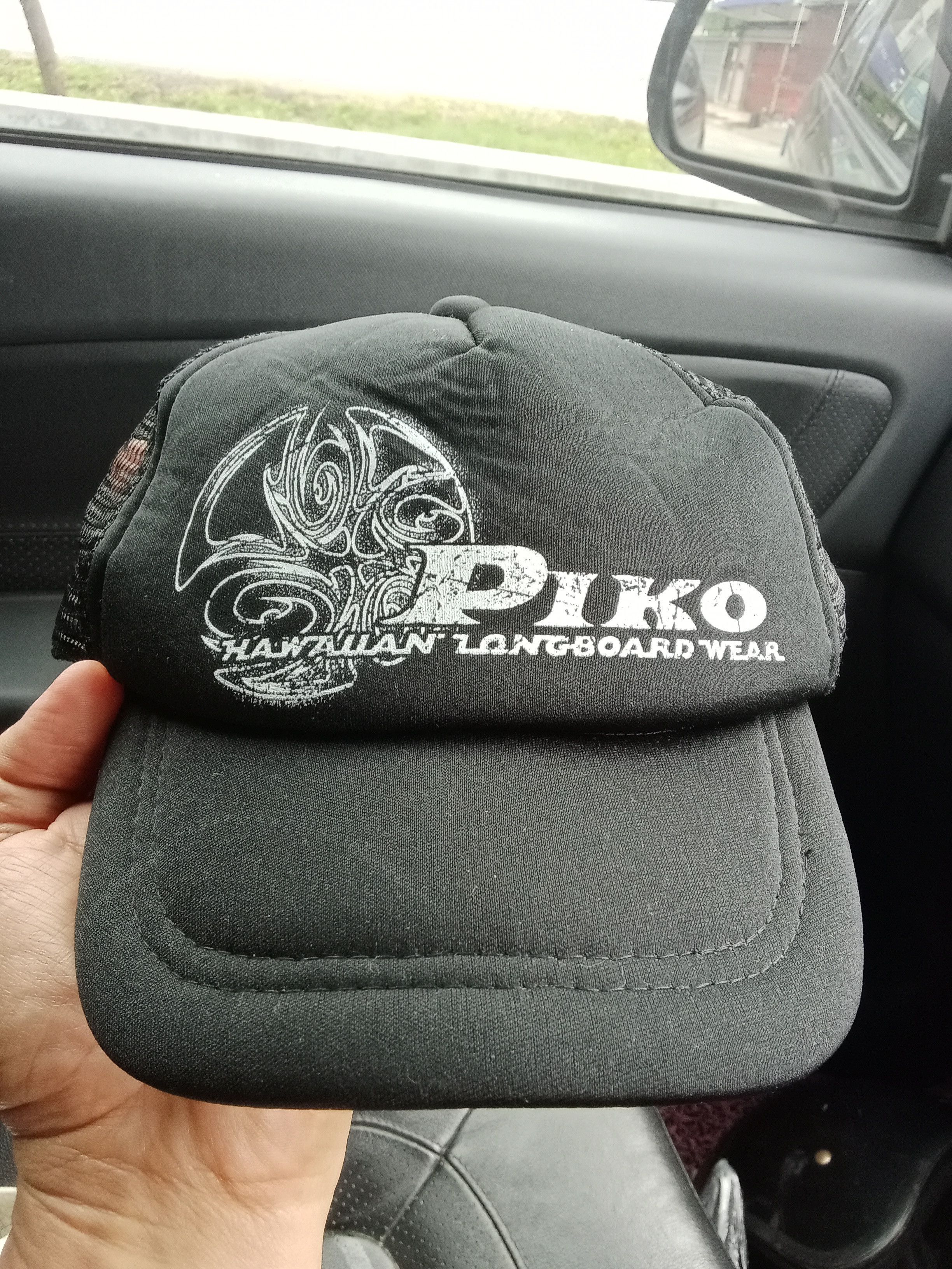 image of Hat x Vintage Piko Hawaiian Longboard Wear in Black, Men's