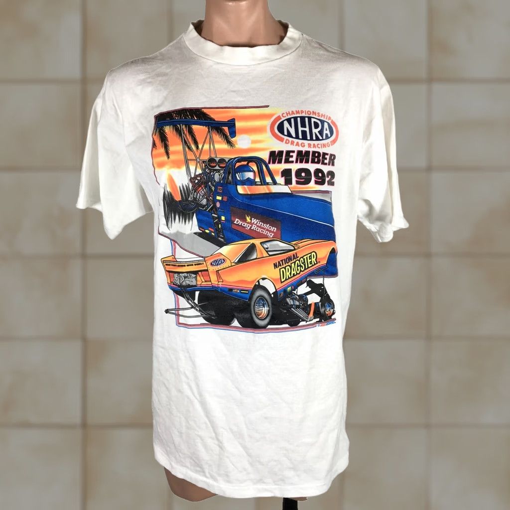 Hanes VINTAGE 1992 NATIONAL DRAGSTER NHRA Mens T-shirt White 2XL Hanes Beefy-T Drag Racing Shirley Muldowney Short Sleeve Crew Neck Cotton Graphic Print Men Size US XXL / EU 58 / 5 - 1 Thumbnail