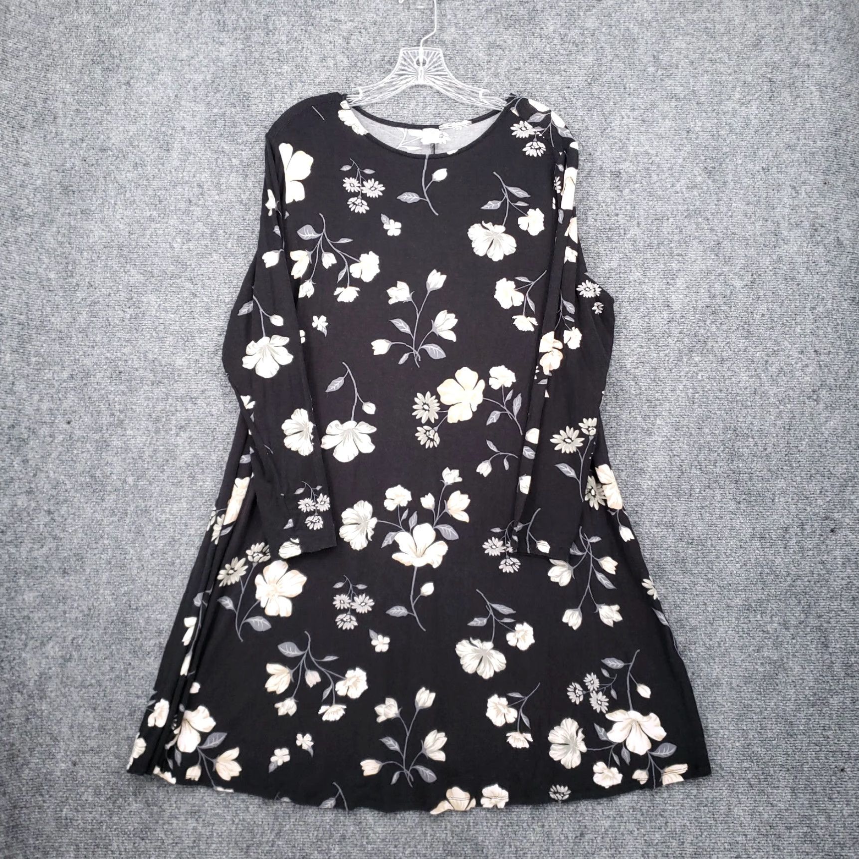 Old Navy Old Navy Dress Womens 1X 1 Plus Black Floral Long Sleeve Shift Knee-Length Dress Size XL / US 12-14 / IT 48-50 - 2 Thumbnail