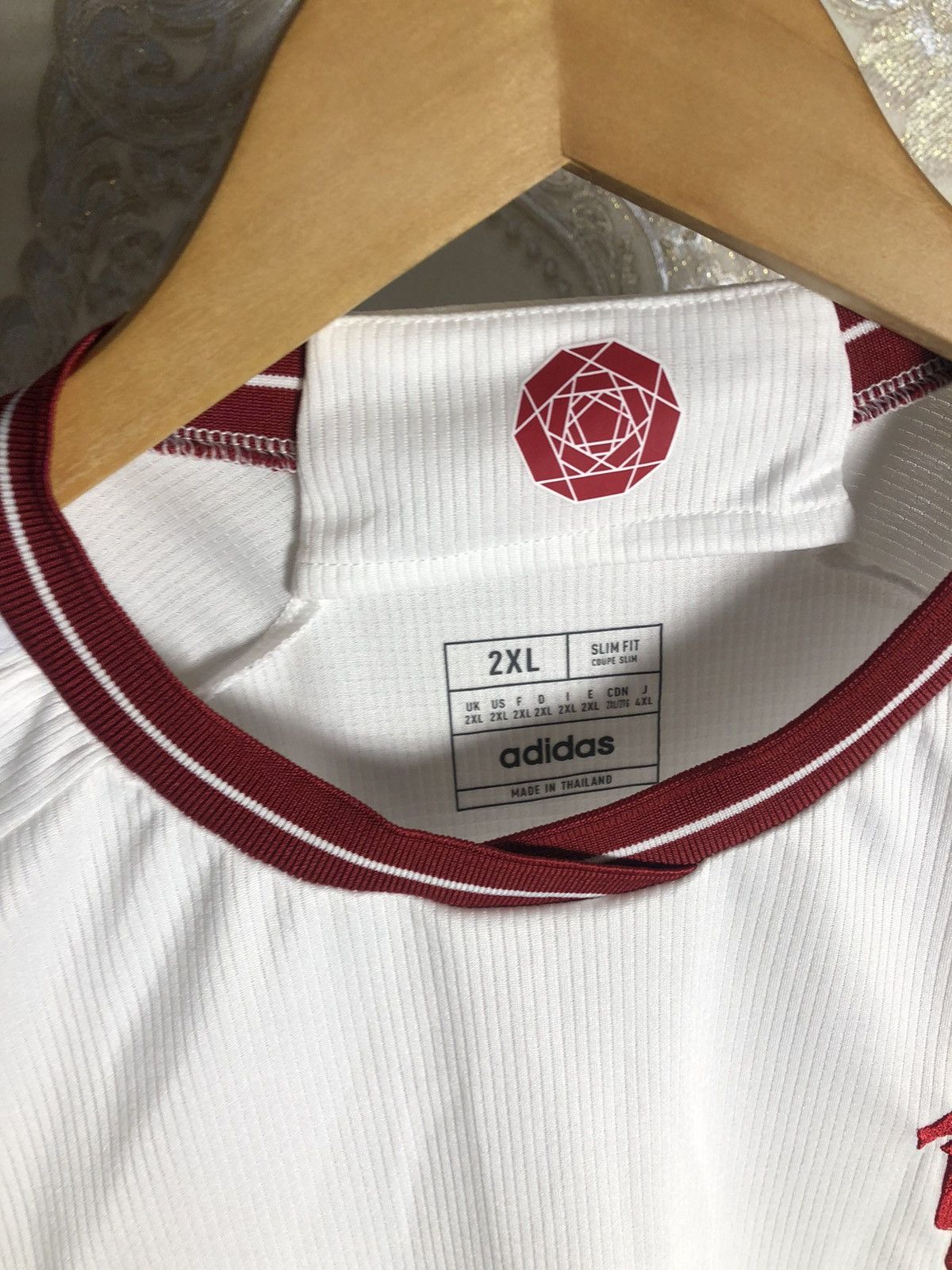 Vintage VERY RARE ADIDAS MANCHESTER UNITED ENGLAND SOCCER JERSEY Y2K Size US XXL / EU 58 / 5 - 5 Thumbnail