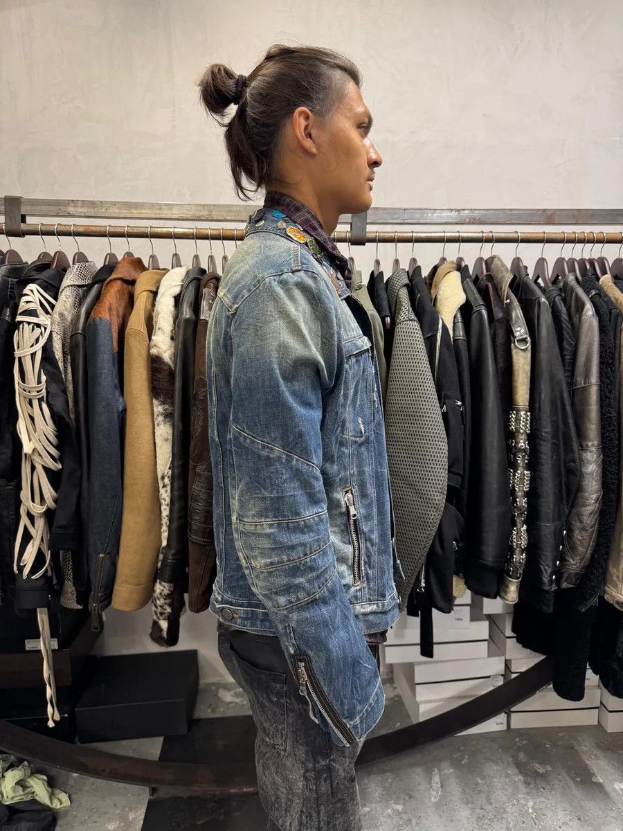 Pierre Balmain SS2012 Pierre Balmain Winner Pins Faded Denim Jacket Size US M / EU 48-50 / 2 - 4 Thumbnail
