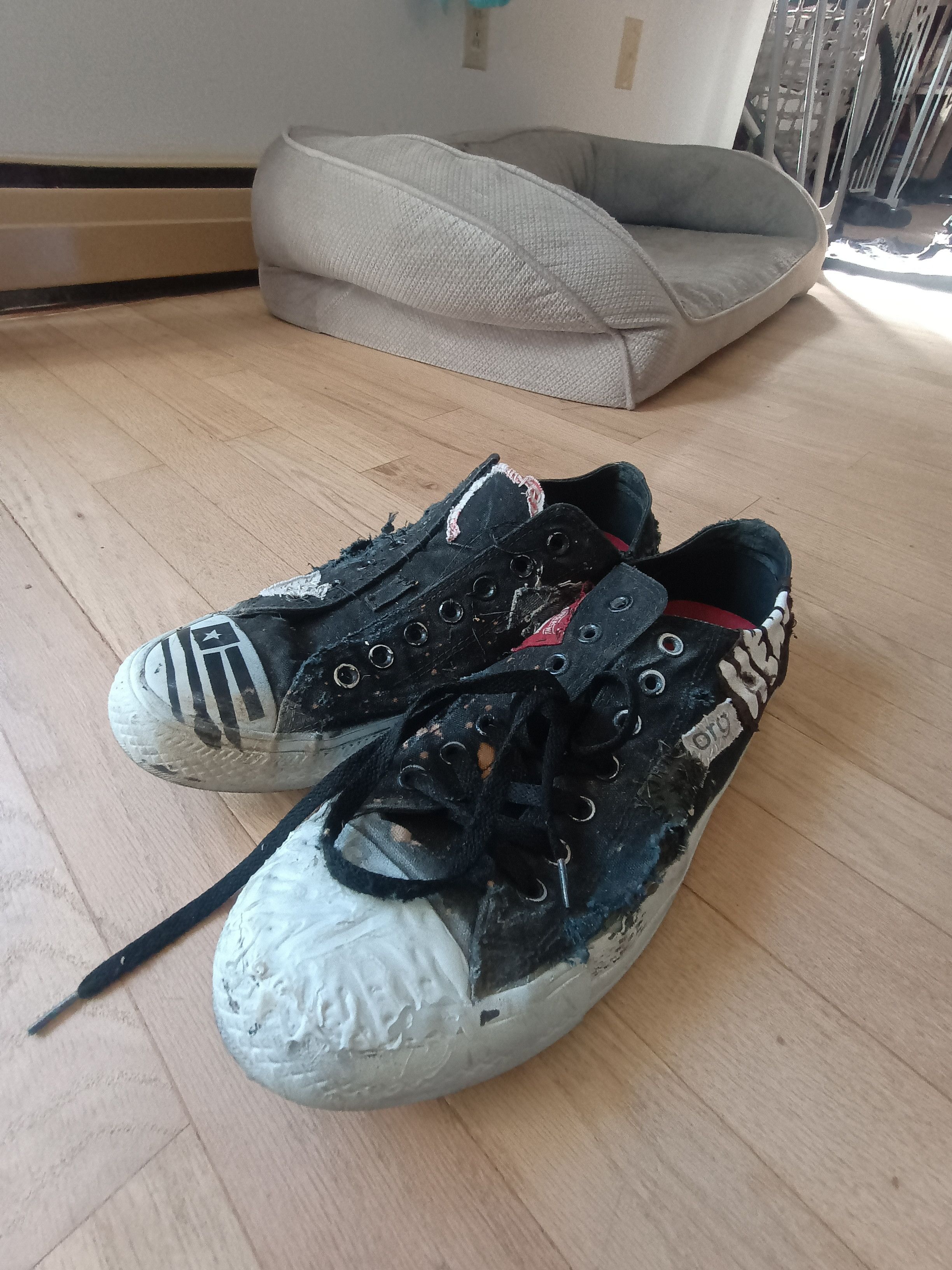 Converse Distressed\repaired converse Size US 11 / EU 44 - 1 Thumbnail