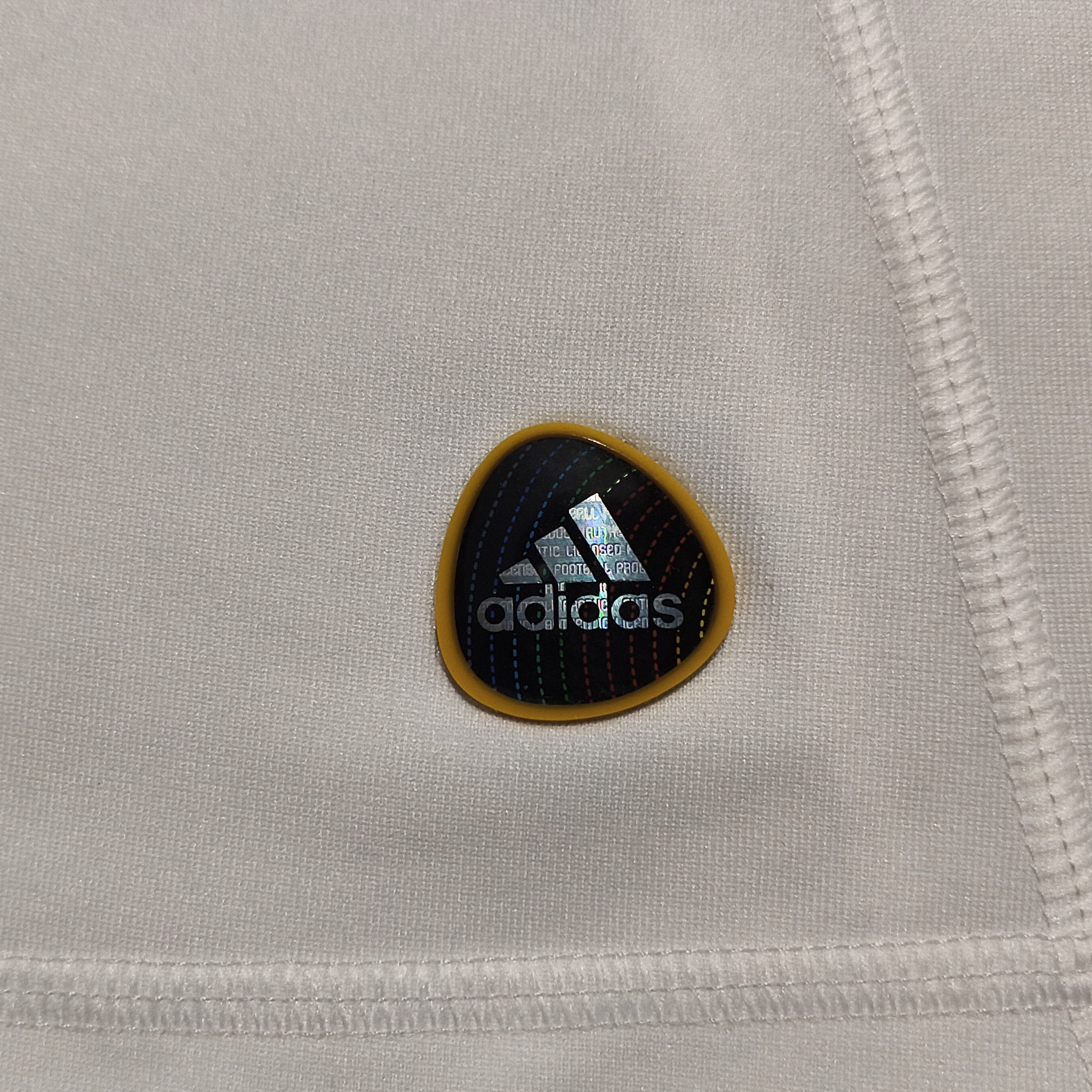 Adidas Spain 2011 Away Jersey David Villa Size US M / EU 48-50 / 2 - 7 Thumbnail