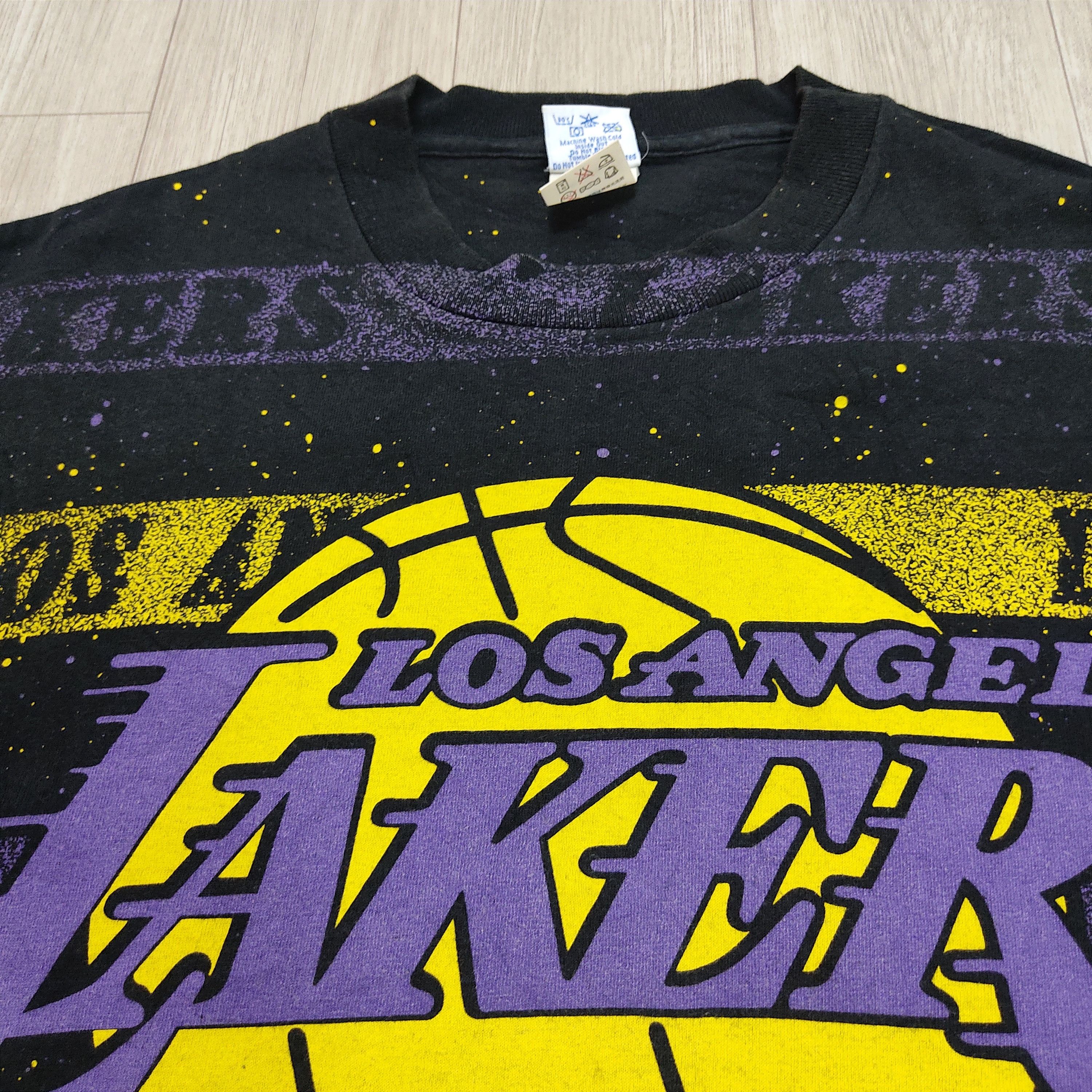 NBA Vtg 90s LA LAKERS NBA All-Over Printed T-shirt Size US M / EU 48-50 / 2 - 5 Thumbnail