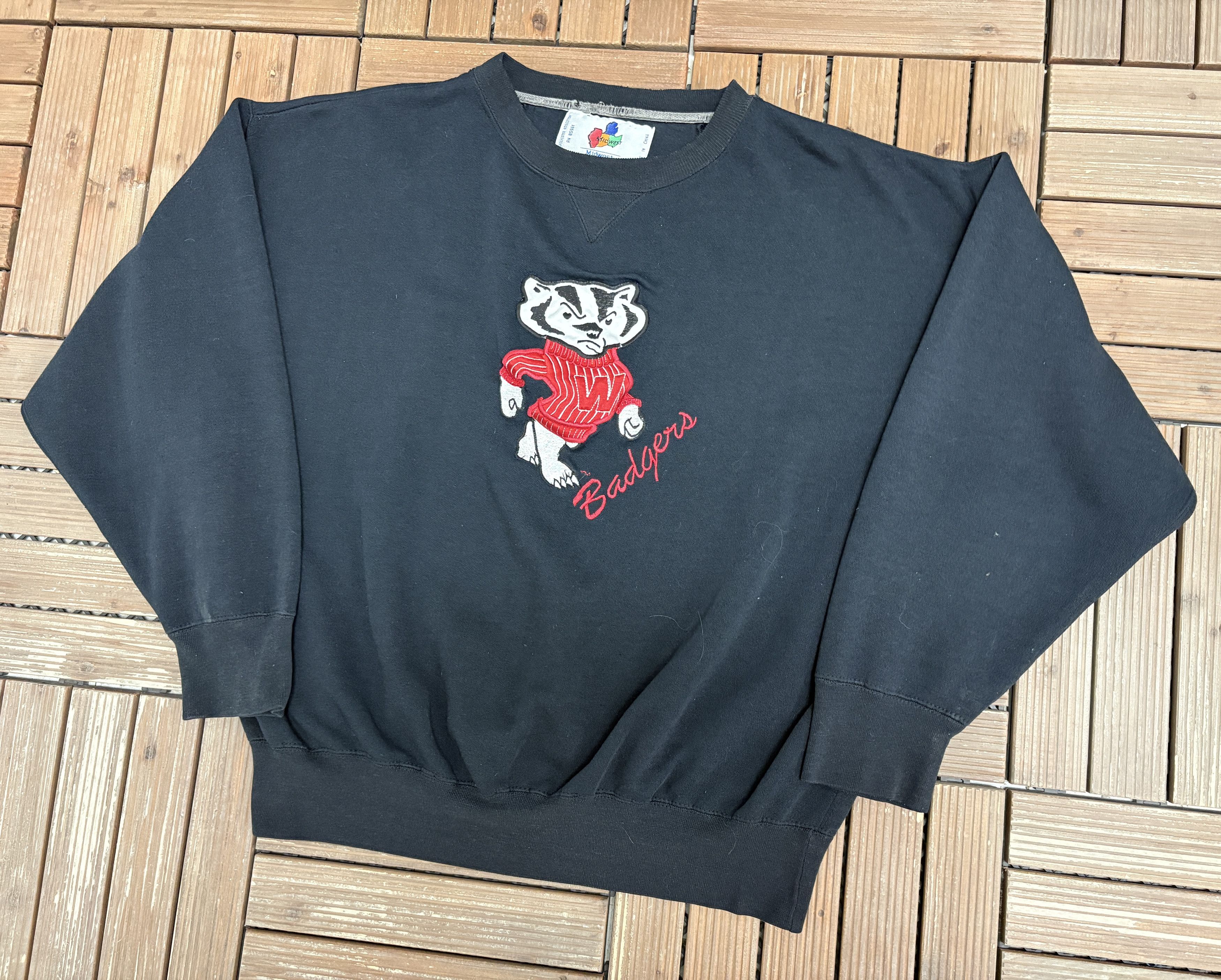 Vintage Wisconsin Badgers Stitched Vintage Crewneck Sweater Size US XL / EU 56 / 4 - 3 Thumbnail