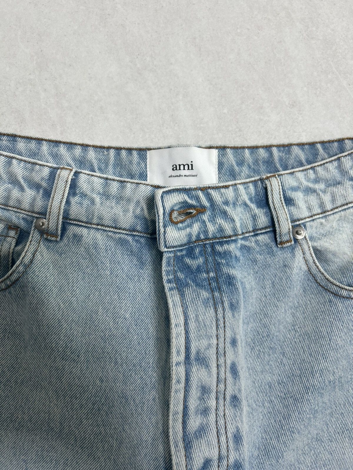 AMI AMI 24SS Relaxed Fit Denim – Size 31 Size US 31 - 2 Thumbnail