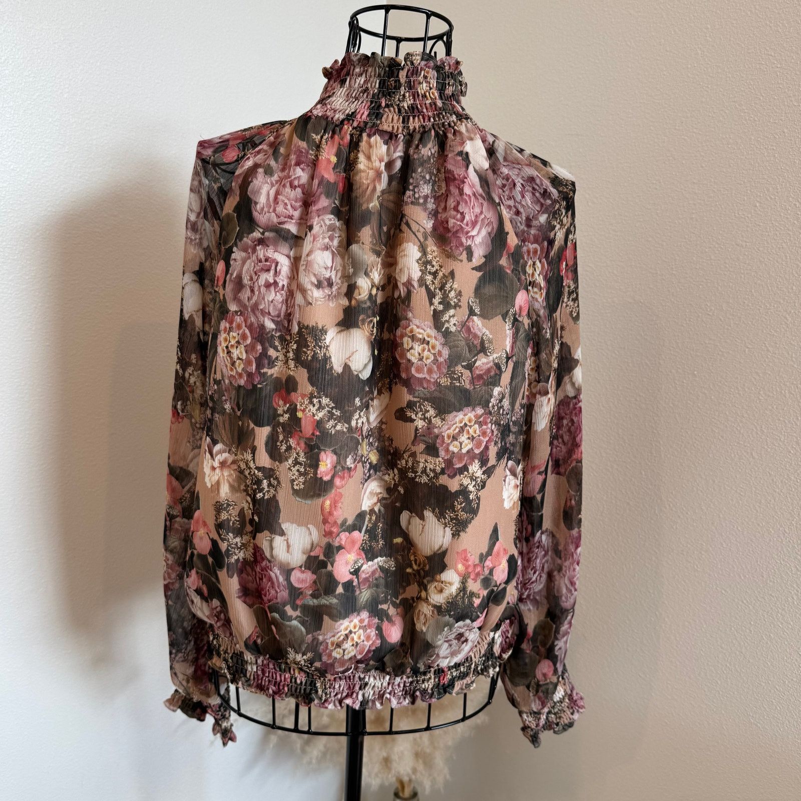Amanda Uprichard Amanda Uprichard Bentley Pink Floral Sheer Mock Neck Top Size L / US 10 / IT 46 - 3 Thumbnail