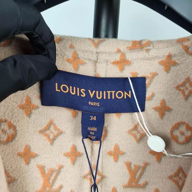 Louis Vuitton Louis Vuitton Wool coat Size XXS / US 00 / IT 34 - 3 Thumbnail