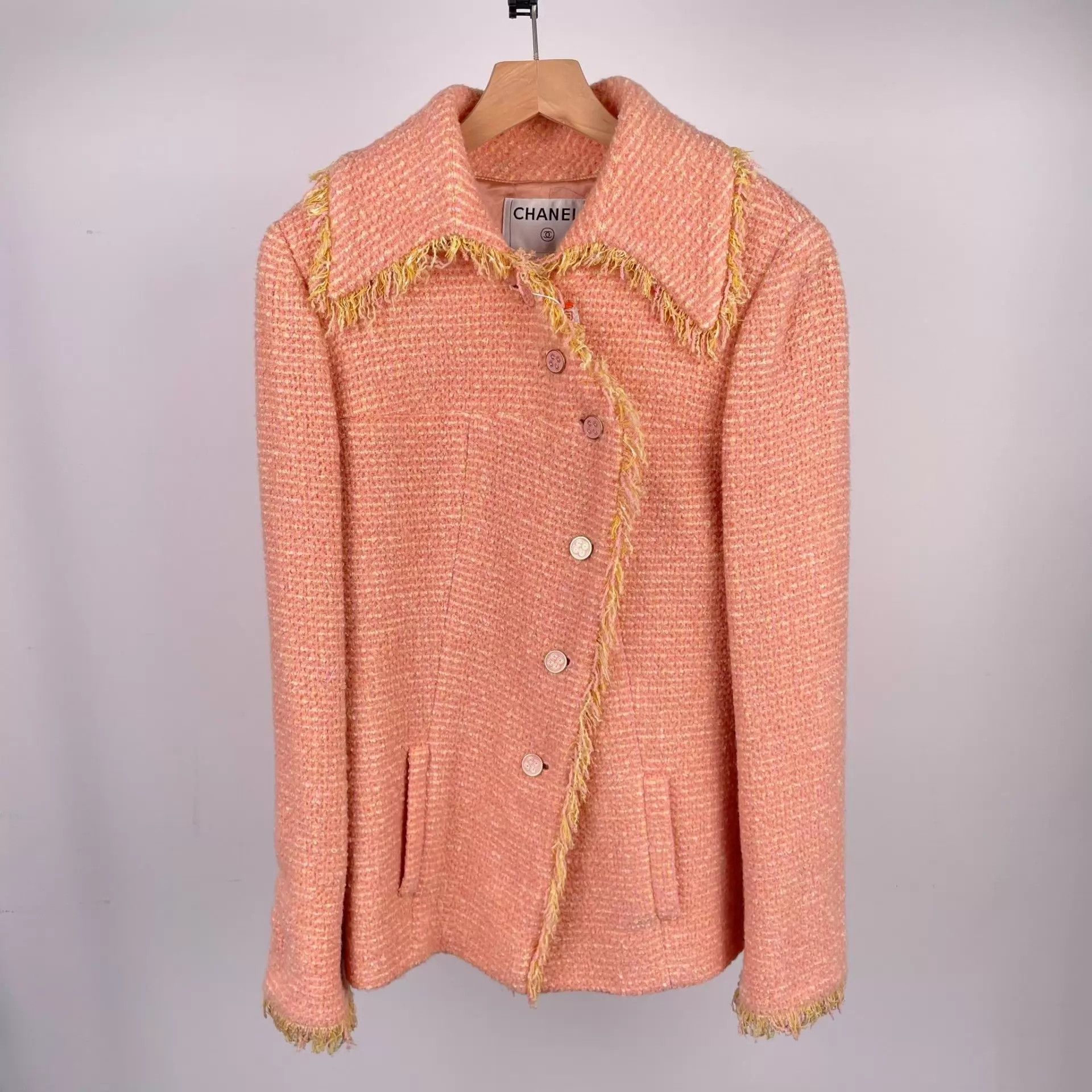 Chanel Chanel Runway Pink Jacket 38 Size S / US 4 / IT 40 - 1 Thumbnail