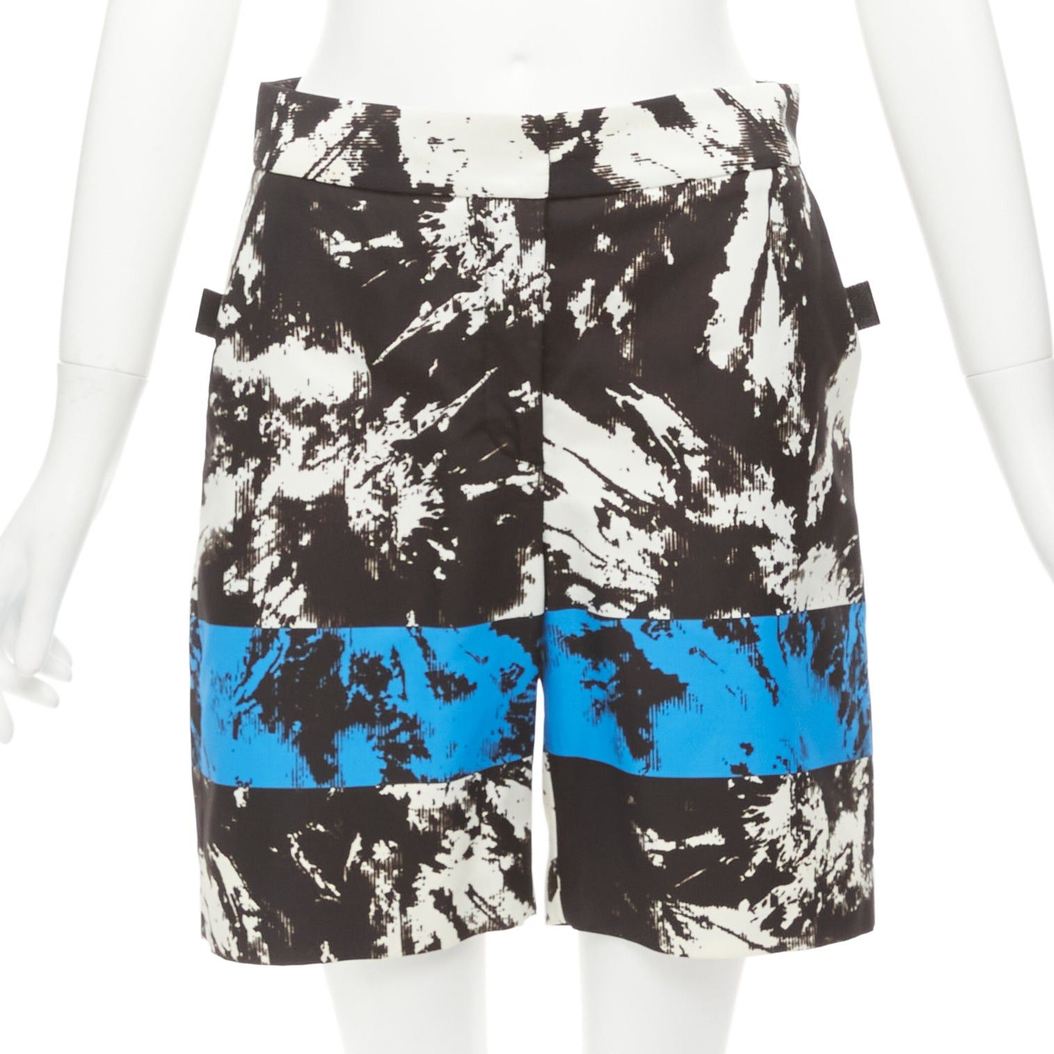 Alexander Wang ALEXANDER WANG Runway blue black white geometric Bermuda shorts US0 XS Size 26" / US 2 / IT 38 - 1 Thumbnail