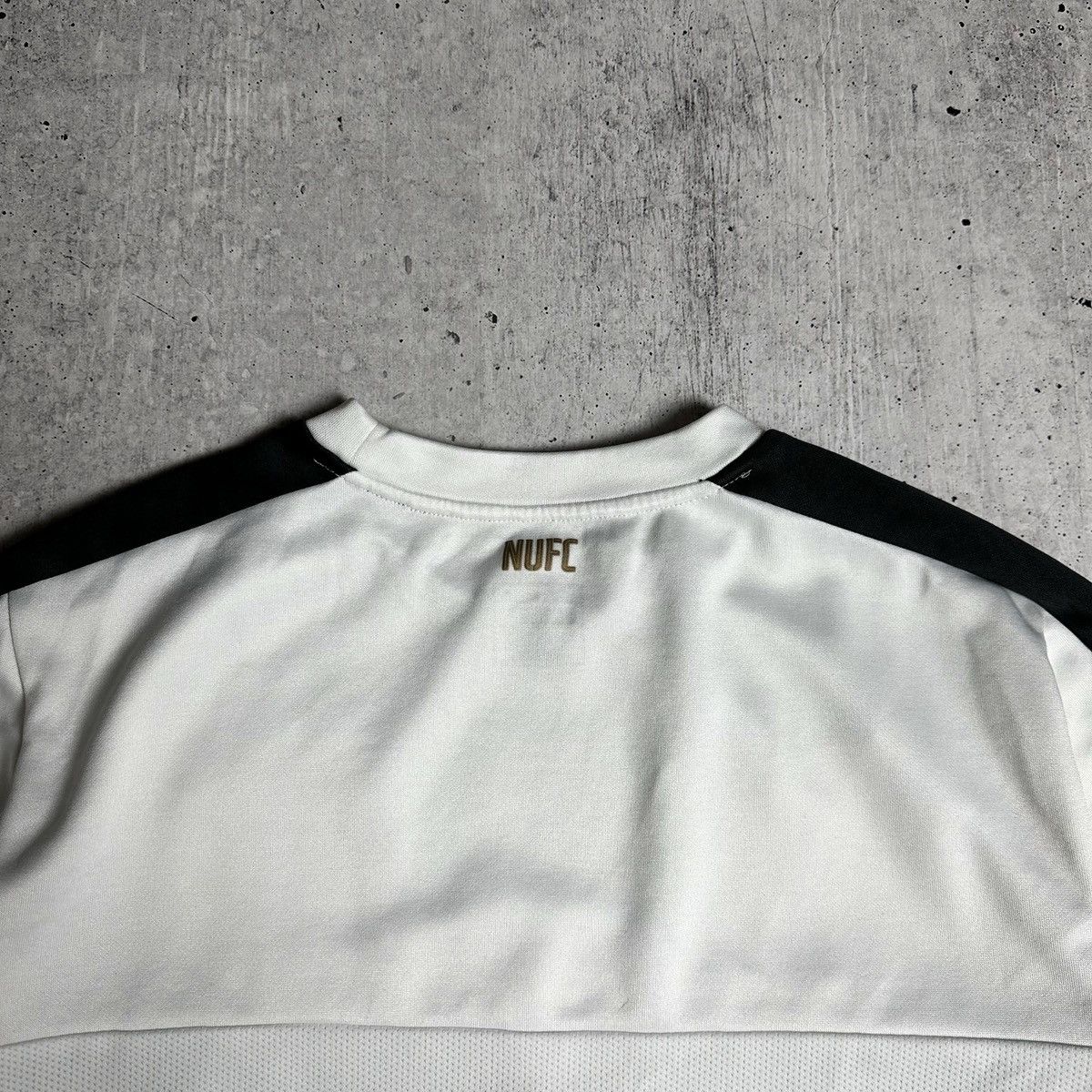 Puma × Vintage Vintage Puma Newcastle United Traning Soccer Sweatshirt Size US M / EU 48-50 / 2 - 6 Thumbnail