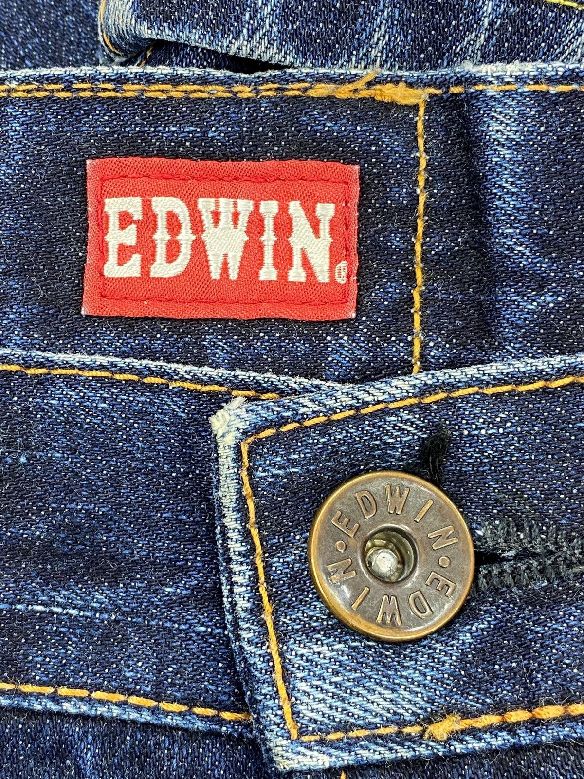 Edwin Edwin X Selvage Blue Wash Whiskered Style Loose Jeans Size US 31 - 10 Thumbnail