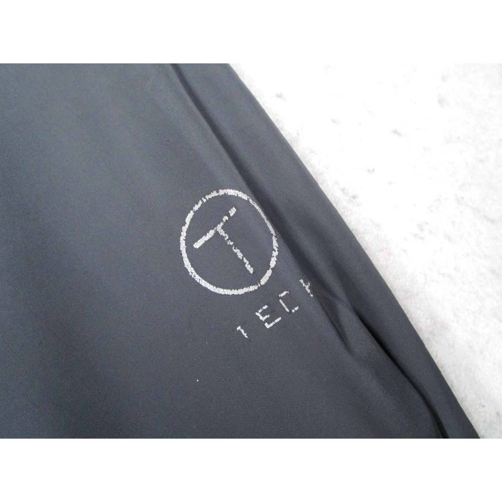 Tumi Tumi Jacket Mens Medium Gray Tech Full Zip Windbreaker Hooded with Logo Size US M / EU 48-50 / 2 - 7 Thumbnail