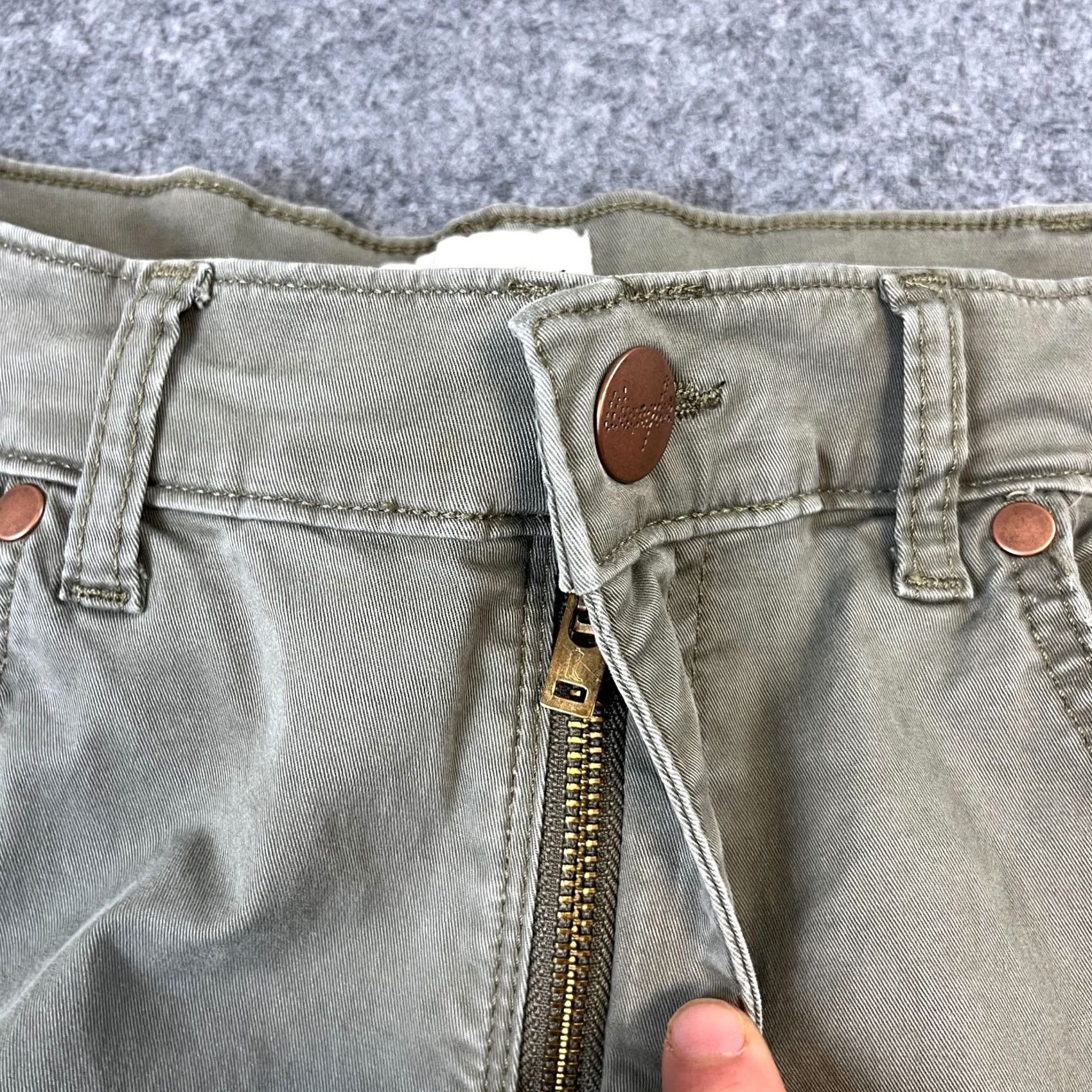 Wrangler Wrangler Jeans Tapered Mens 32 Regular Denim Khaki Green 5-Pocket Stretch Comfort Size US 32 / EU 48 - 7 Thumbnail