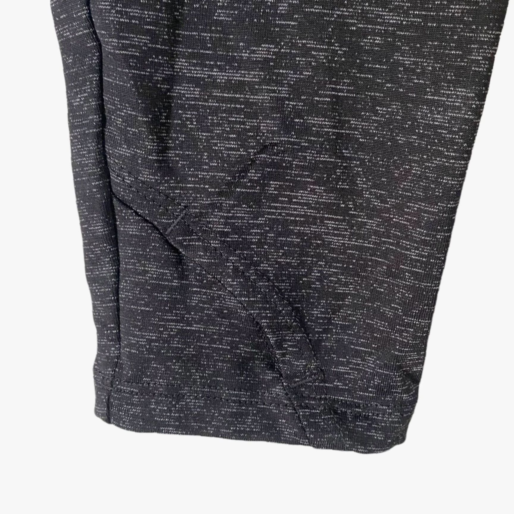 Vintage Slazenger Golf Pullover 1/4 Zip Mens XL Black Athletic Stretch Long Sleeve Size US XL / EU 56 / 4 - 6 Thumbnail