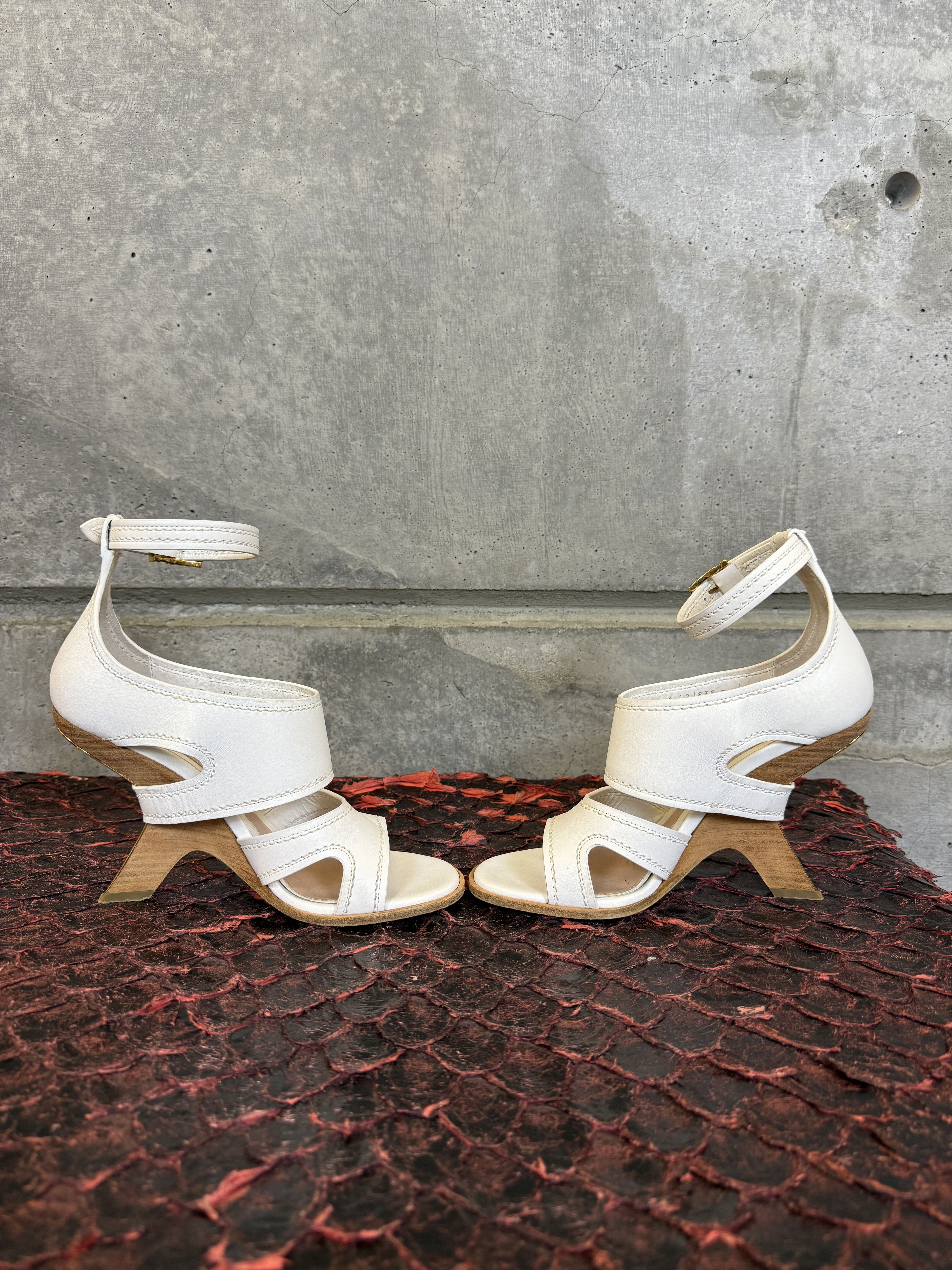 Alexander McQueen $1090 Alexander McQueen Leather Ankle Strap Sandals Size US 8 / IT 38 - 5 Thumbnail