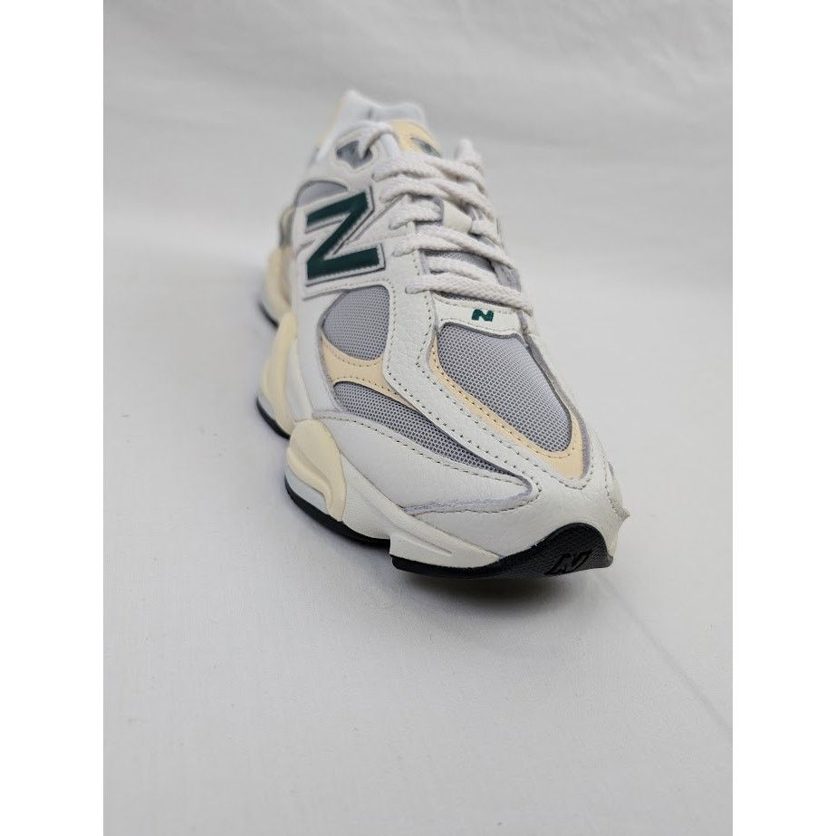 New Balance o1rshd1 Low-Top Sneakers in Off White Size US 10 / EU 43 - 8 Thumbnail