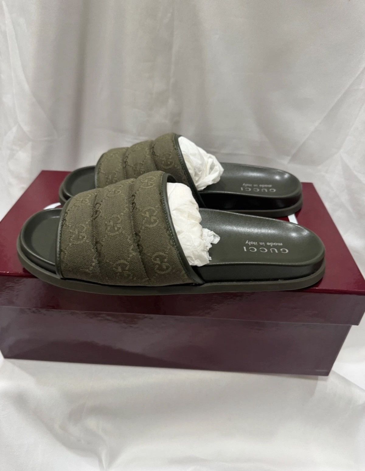 Gucci Gucci GG Canvas Slide Sandals 900$ NEW Size US 8.5 / EU 41-42 - 3 Thumbnail