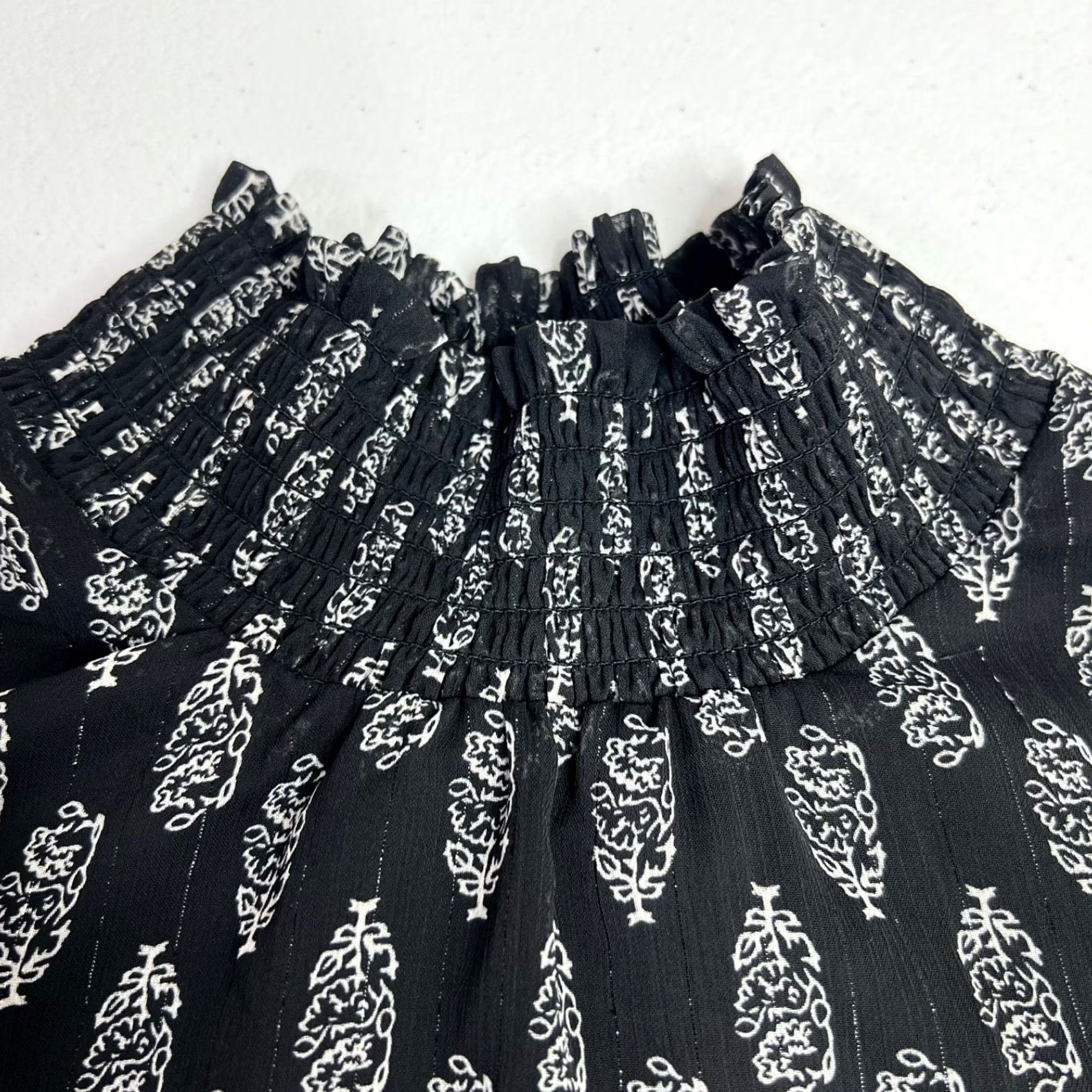 Vintage NY Collection Floral Smocked Mock Neck Top Womens XL Black White Metallic Office Size XL / US 12-14 / IT 48-50 - 4 Thumbnail