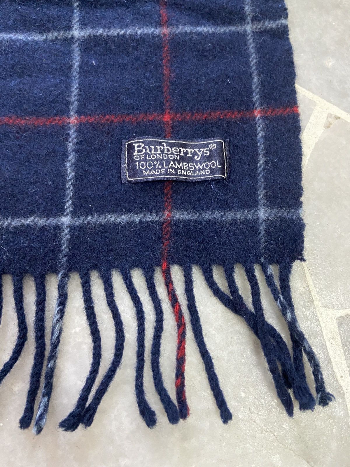 Burberry Burberry London Lambswool Muffler Scarf Size ONE SIZE - 2 Thumbnail