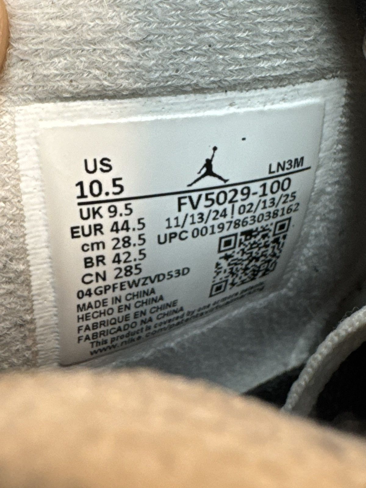 Jordan Brand Jordan Retro 4 White Cement Size 10.5 Size US 10.5 / EU 43-44 - 11 Thumbnail