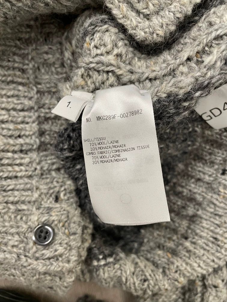 Thom Browne Thom browne Gray color-blocked four-striped wool horsehair Size US S / EU 44-46 / 1 - 6 Thumbnail