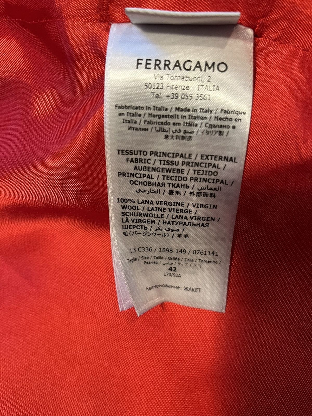 Salvatore Ferragamo Ferragamo red wool double breasted blazer. Size M / US 6-8 / IT 42-44 - 8 Thumbnail
