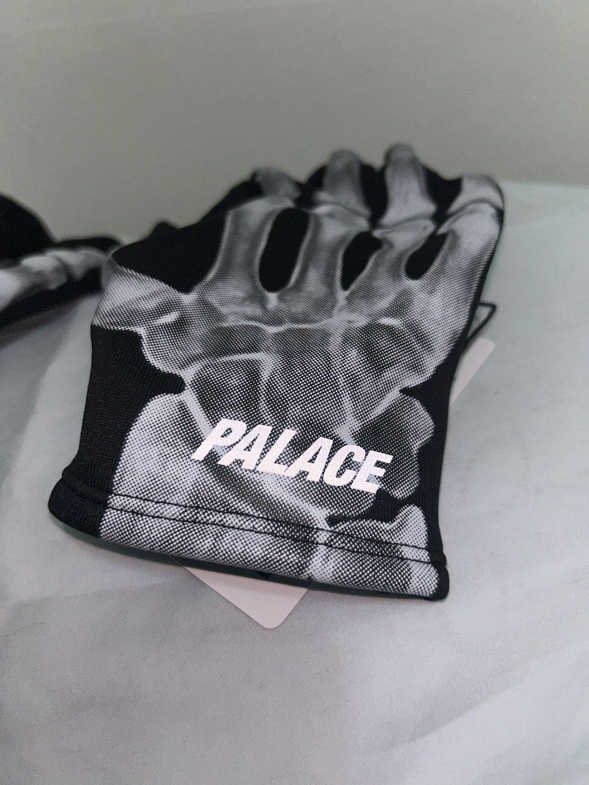Palace Palace polartec boney skeleton gloves L/XL | Grailed
