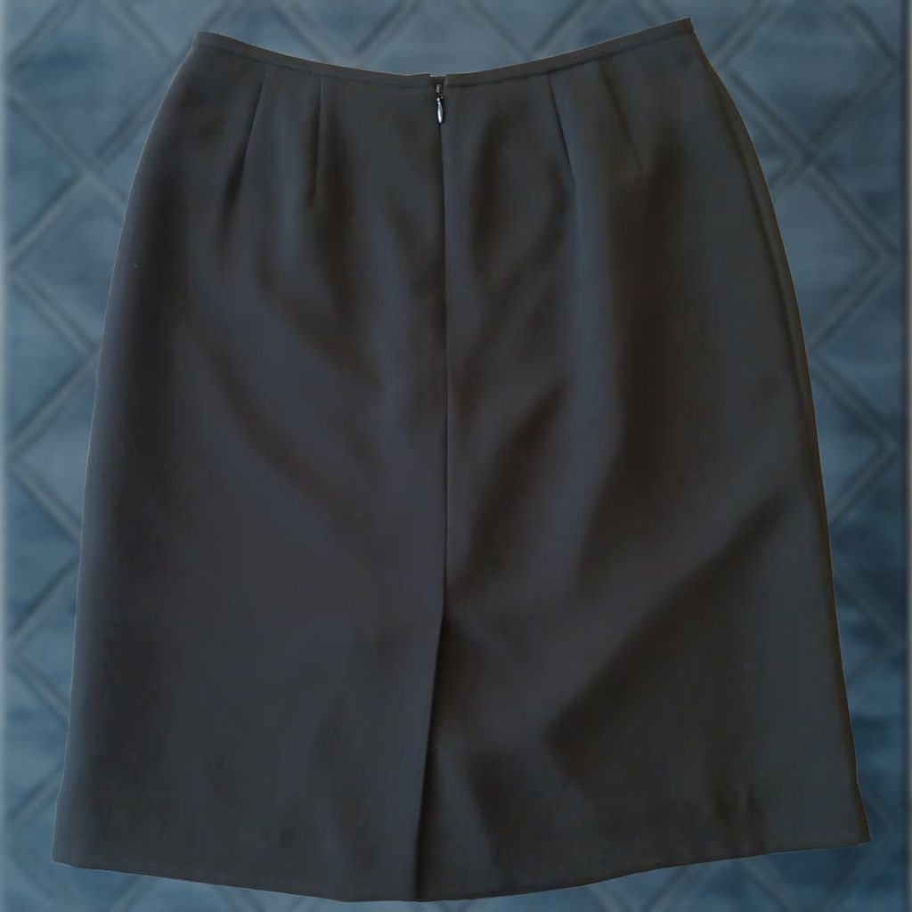 Kasper Kasper Skirt Knee Length Pencil Lined Slit 6P Black Petite Women Sh Size 28" / US 6 / IT 42 - 1 Thumbnail