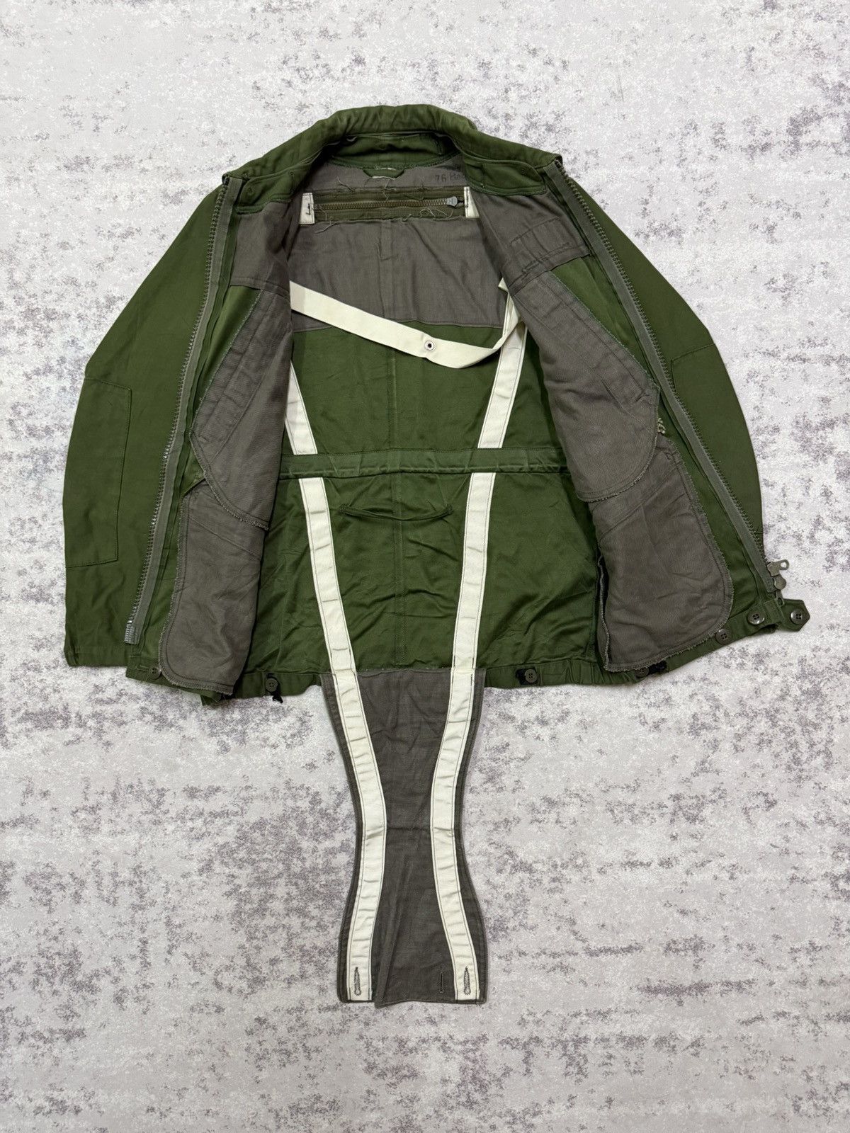 Vintage 1970s Swedish Army m59 tank drivers jacket. Size US S / EU 44-46 / 1 - 9 Thumbnail
