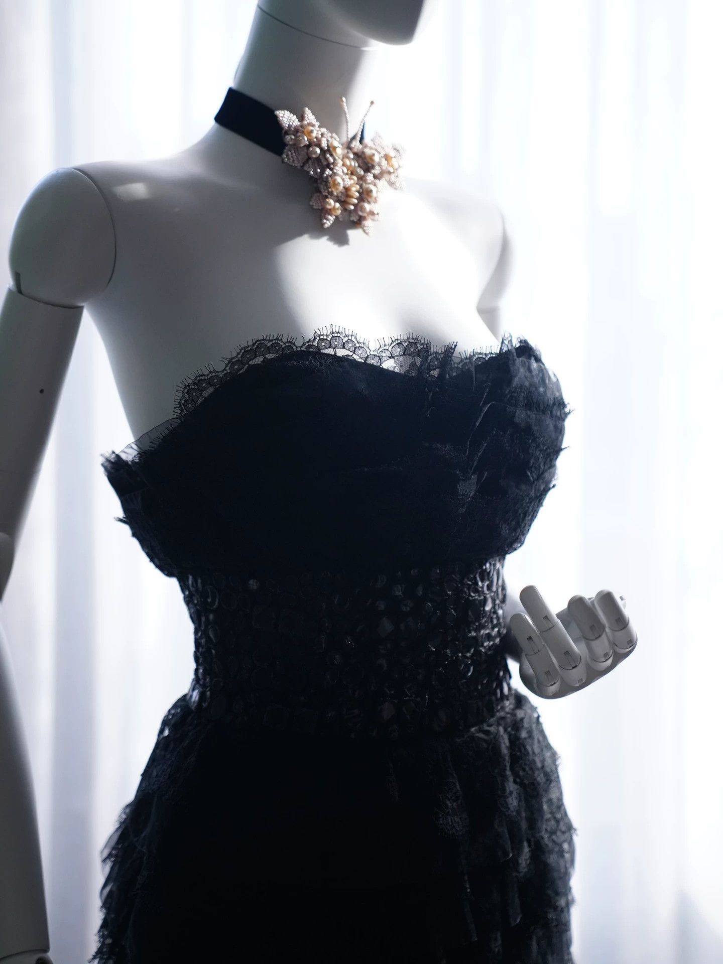 Marchesa Marchesa Black Tulle-Lace Strapless Silk Dress US4 Size S / US 4 / IT 40 - 1 Thumbnail