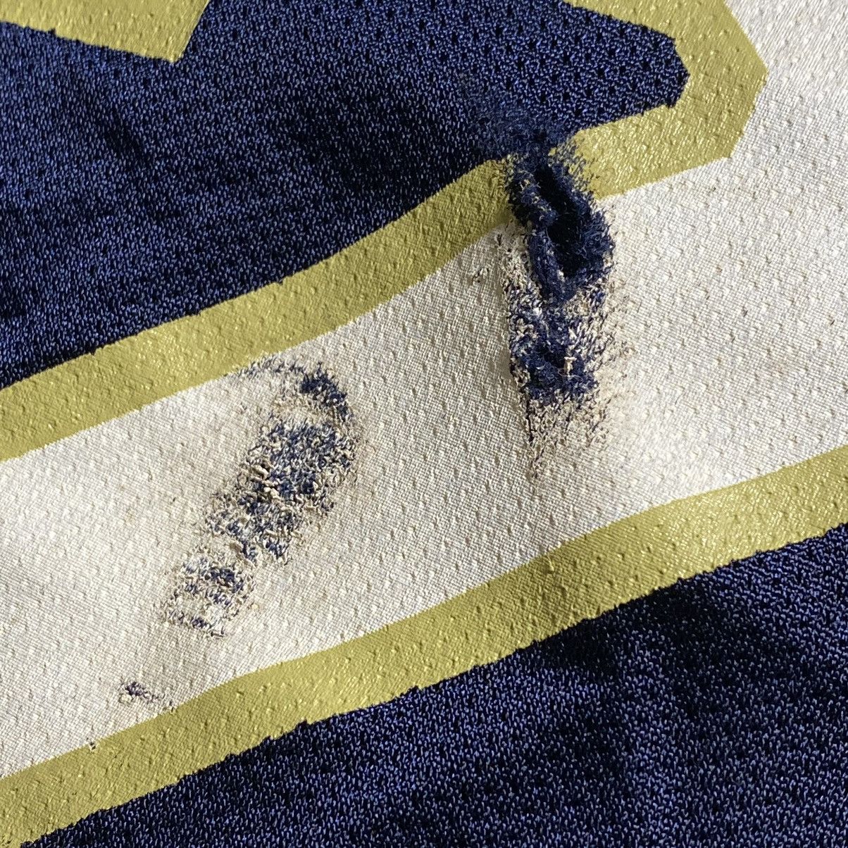 Champion VTG 90S NOTRE DAME CHAMPION BASKETBALL JERSEY Size US XL / EU 56 / 4 - 8 Thumbnail