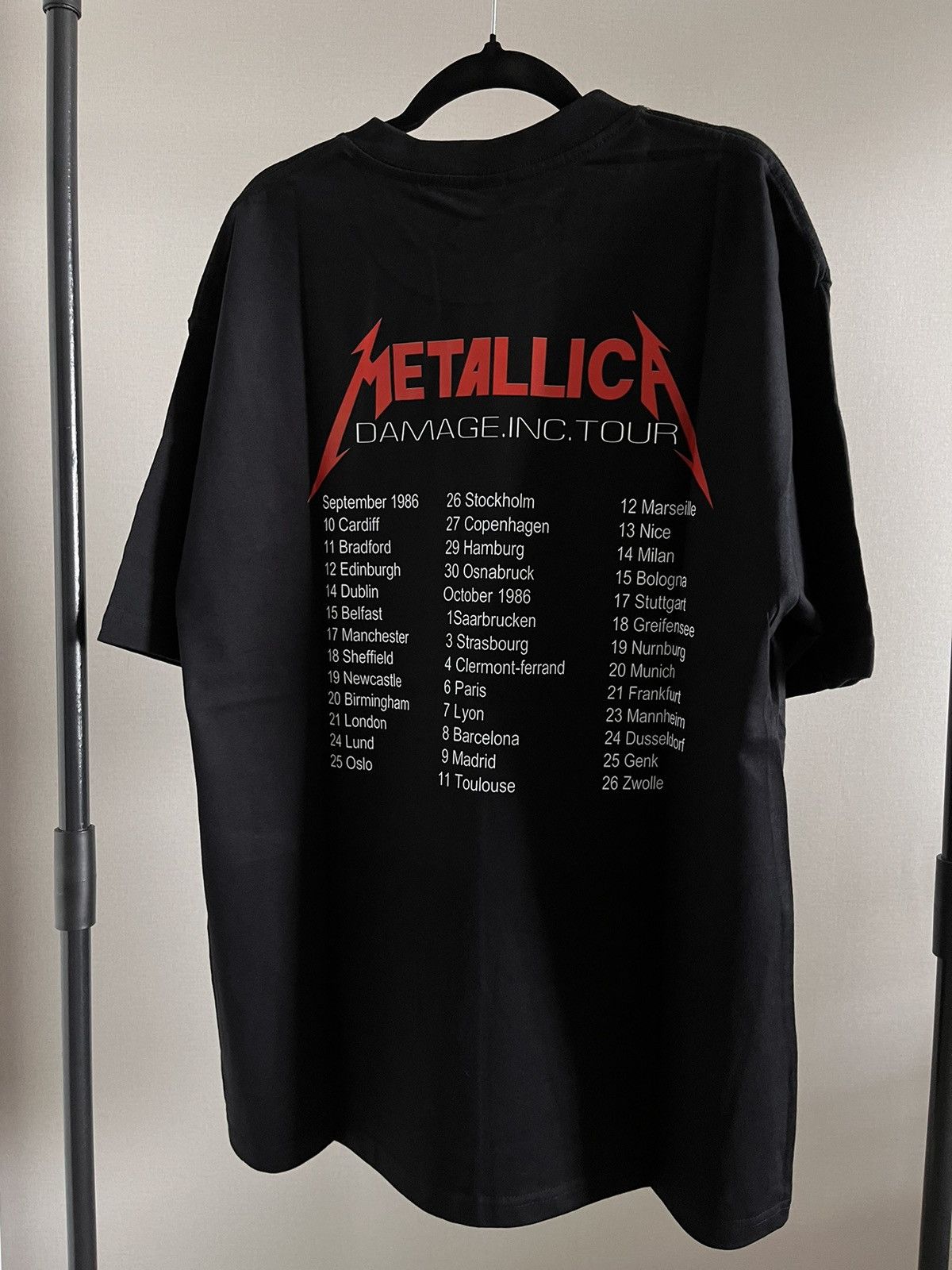 Metallica Metallica T-shirt/ black with red print Size US L / EU 52-54 / 3 - 2 Thumbnail