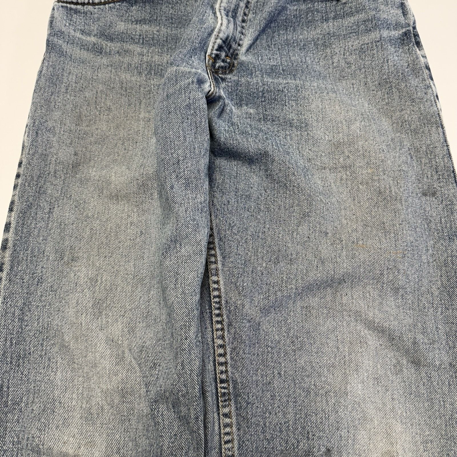 Levi's Vintage Levi's Jeans Mens 34x32 (32x30.5) Made in USA Size US 34 / EU 50 - 3 Thumbnail
