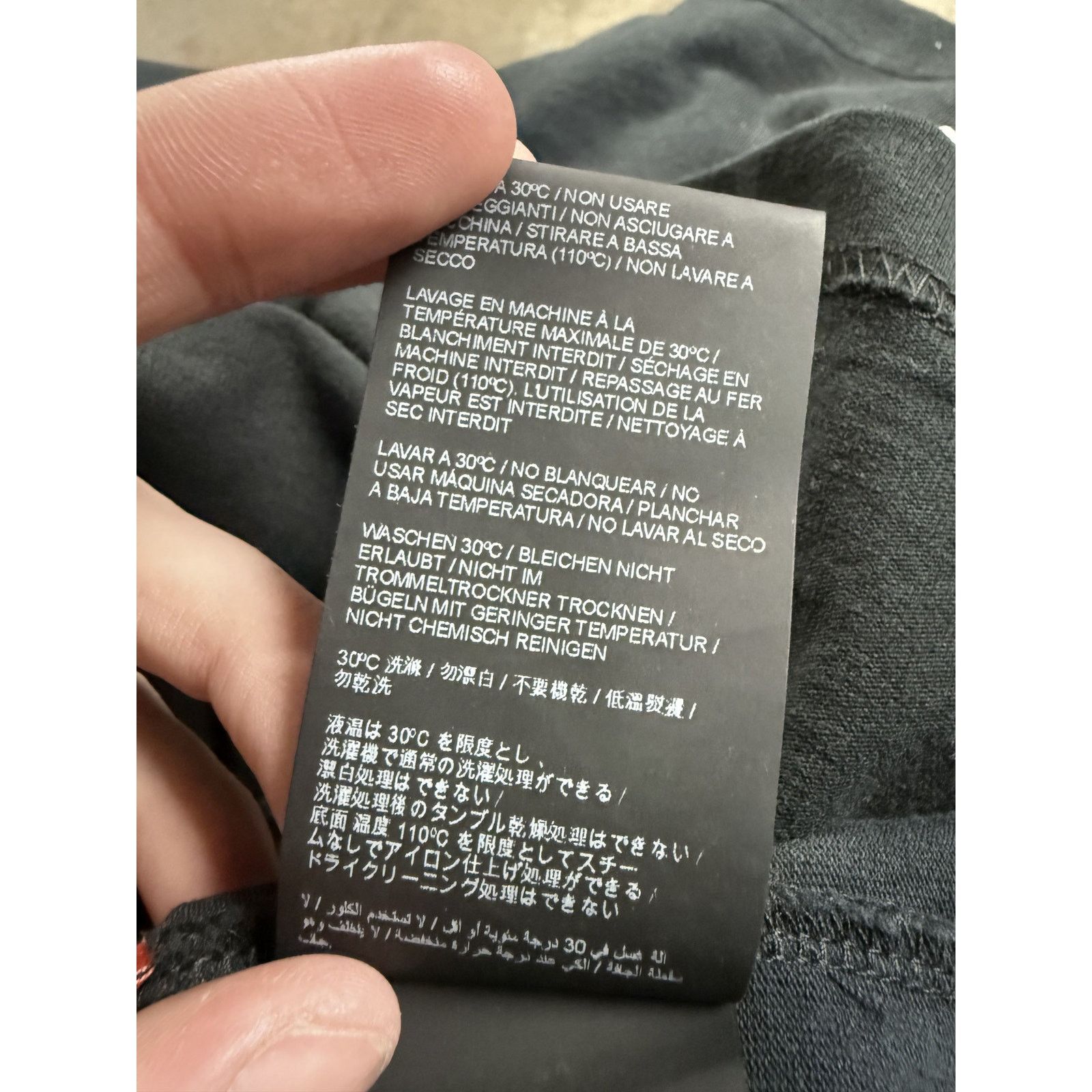 Heron Preston Heron Preston Milan LS Black Baby Blue Used Medium Size US M / EU 48-50 / 2 - 5 Thumbnail