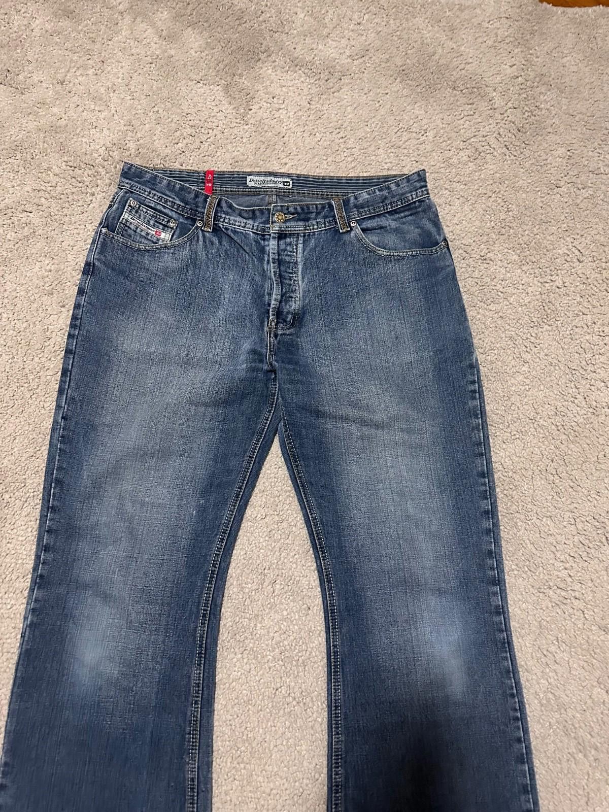 Diesel Vintage Diesel Jeans Mens 40 Blue Denim Pants Straight Y2K Size US 40 / EU 56 - 7 Thumbnail