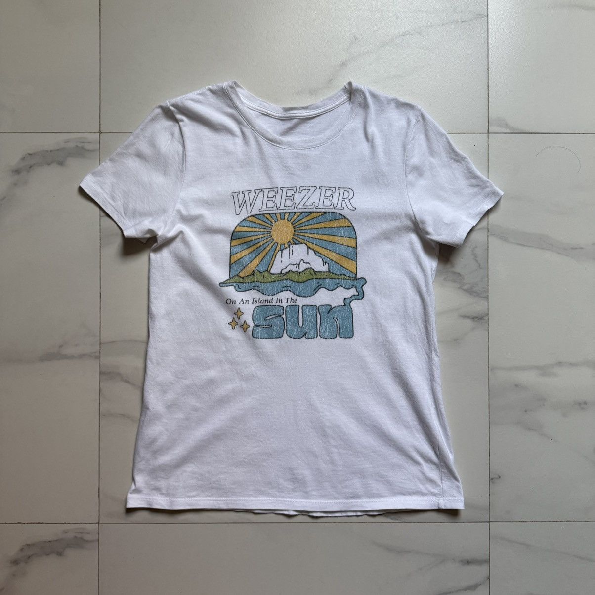 Band Tees Vintage Y2K Weezer Island In The Sun T-Shirt Size M / US 6-8 / IT 42-44 - 2 Thumbnail