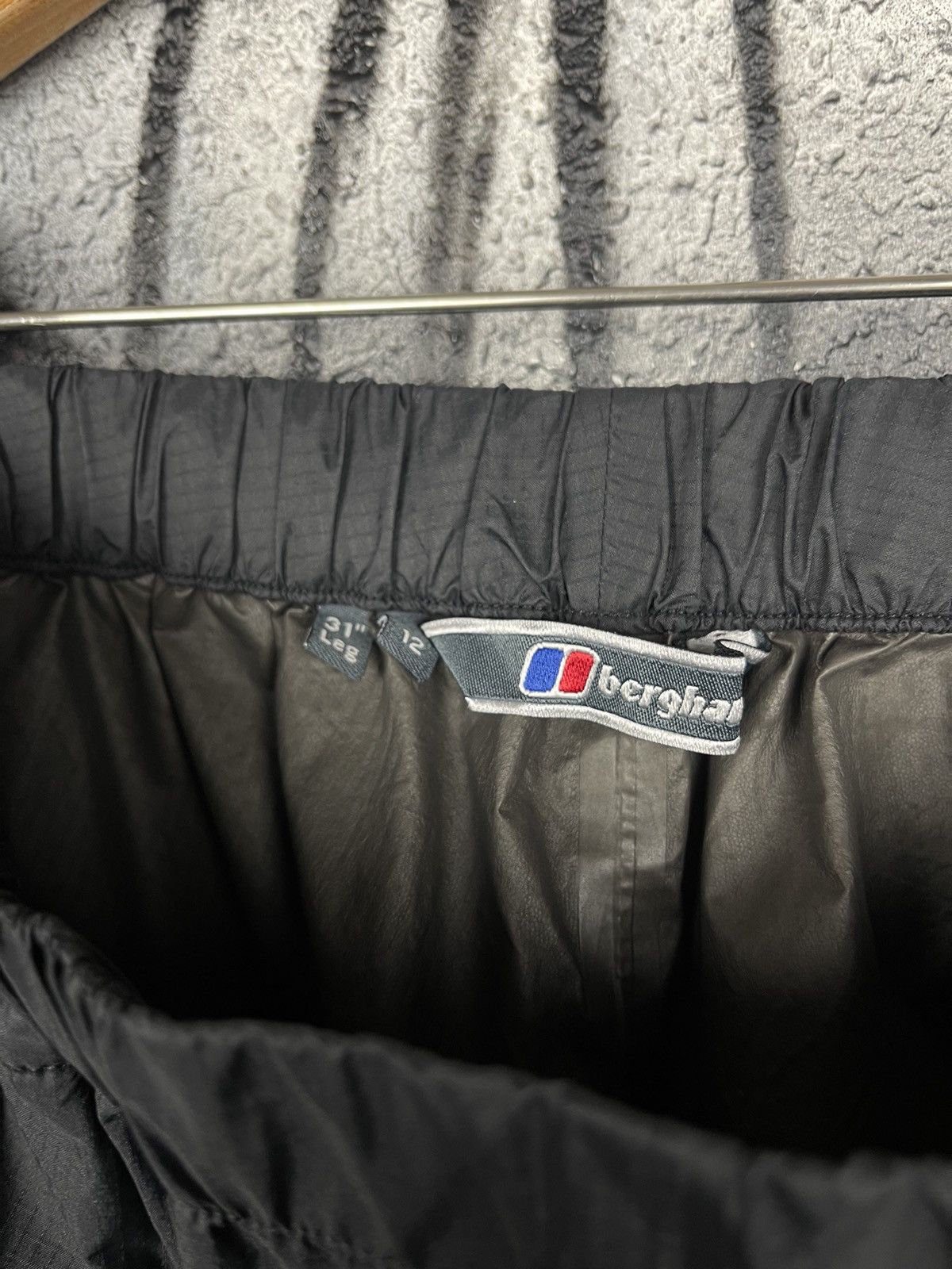 Berghaus Berghaus Gore-Tex Packlite Shell Black Outdoor Pants Women’s Men’s Size 12 Size 30" / US 8 / IT 44 - 8 Thumbnail