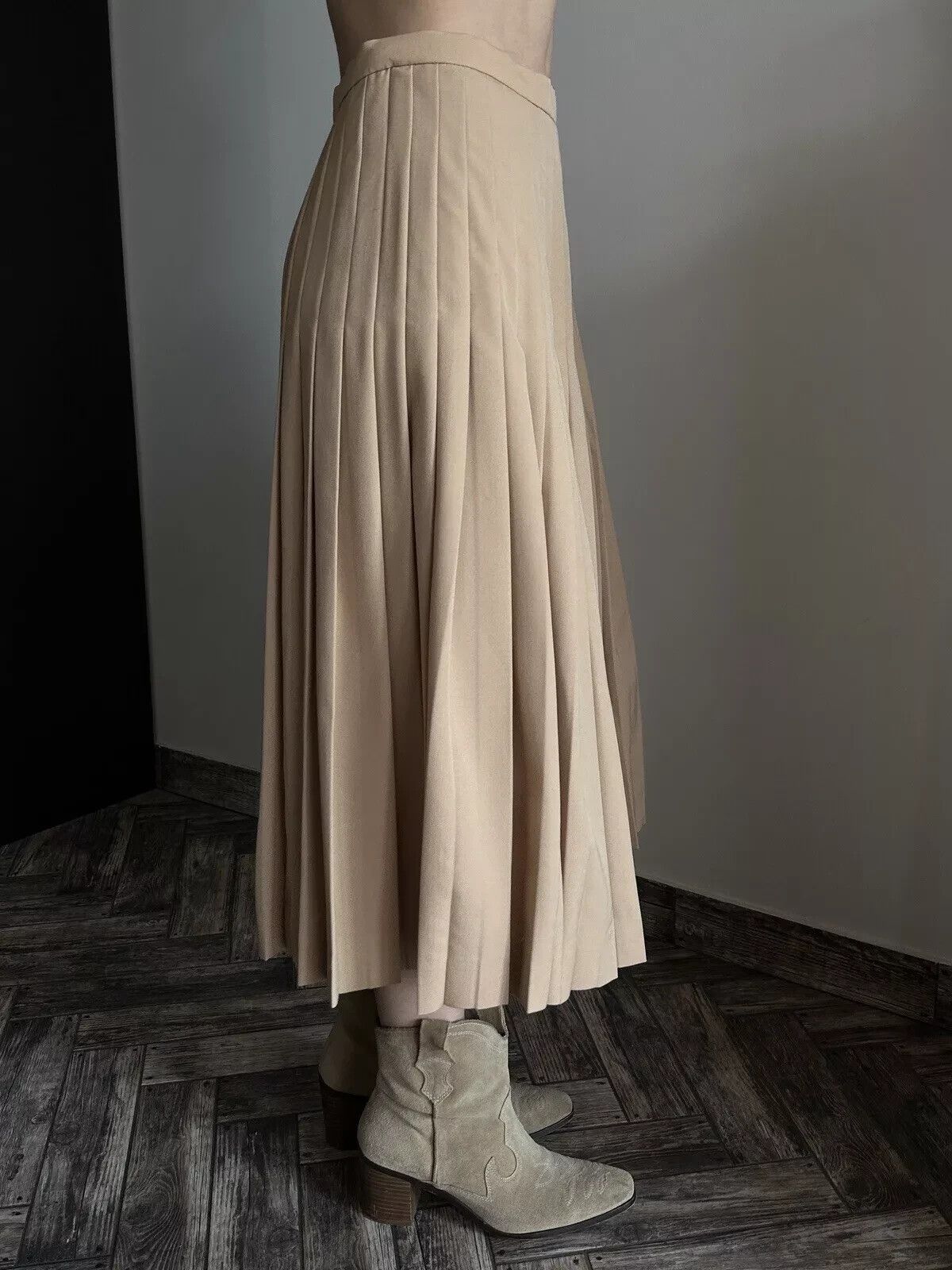 Givenchy Vintage Givenchy 5 Please Wool A-line Midi Skirt Beige Rare Size 30" / US 8 / IT 44 - 12 Thumbnail