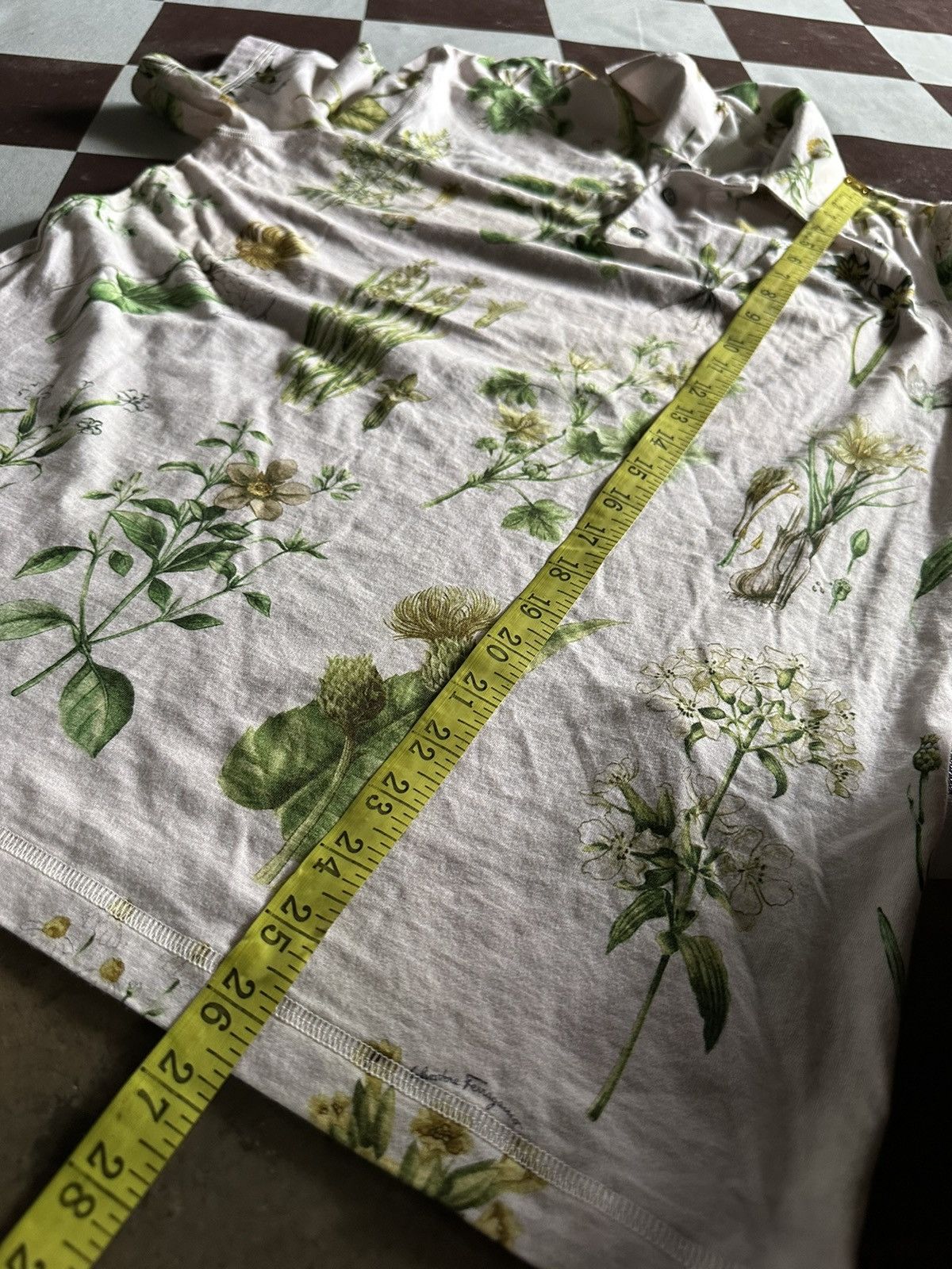Salvatore Ferragamo Salvatore Ferragamo flower printed shirts Size US L / EU 52-54 / 3 - 10 Thumbnail
