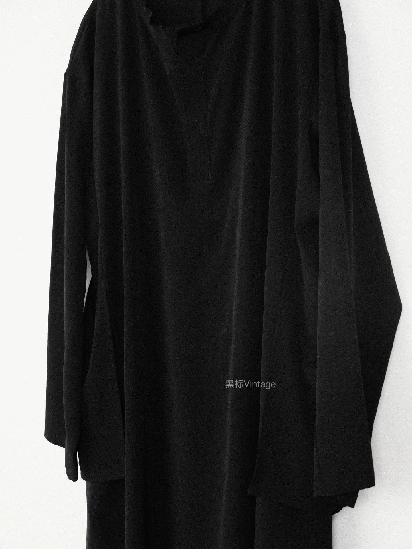 Yohji Yamamoto Yohji Yamamoto 19AW Vintage Collarless Winged Triacetate Dress Size S / US 4 / IT 40 - 5 Thumbnail